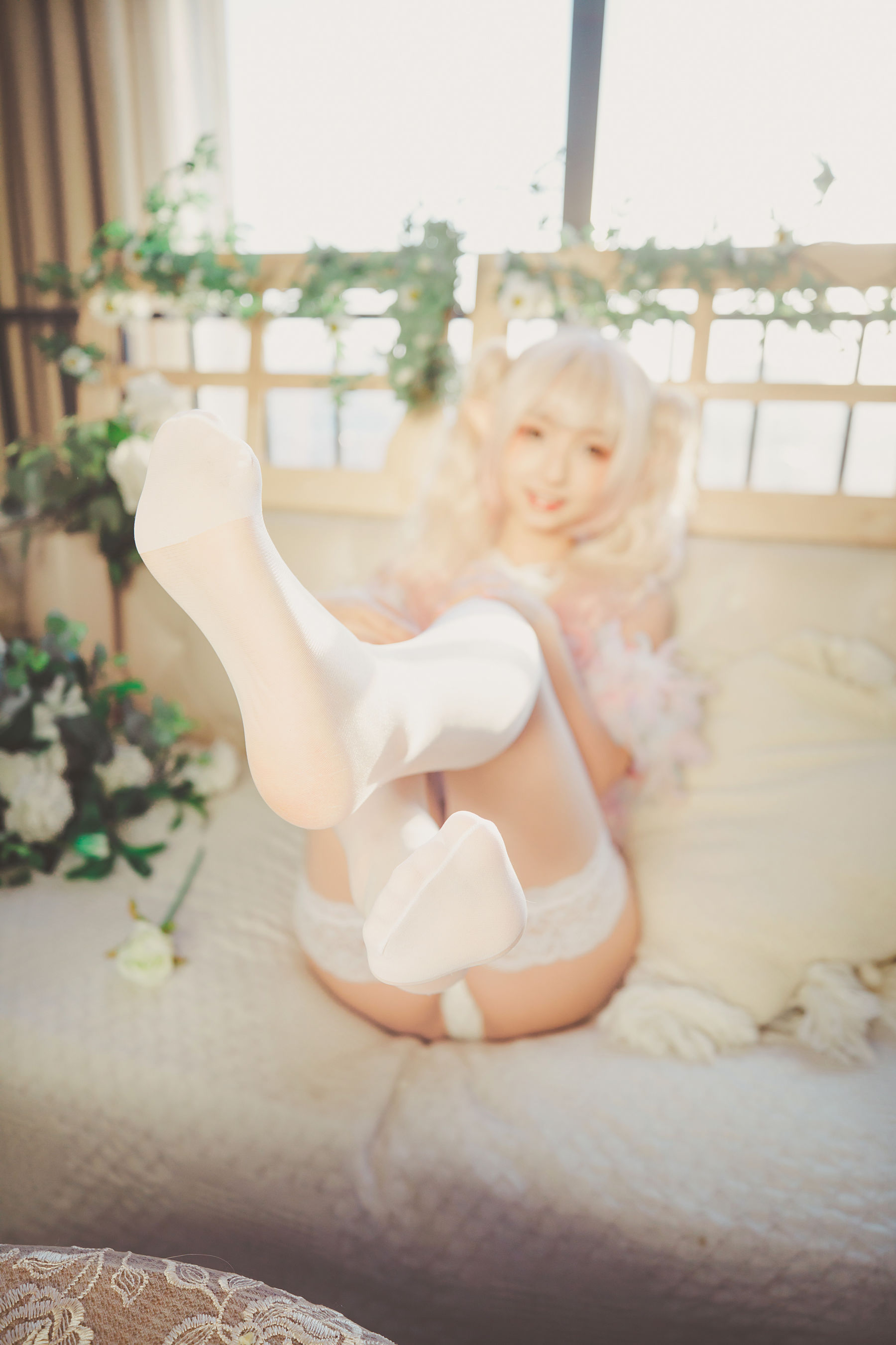 [网红COSER写真] 萝莉神楽板真冬 之柔らかい永遠