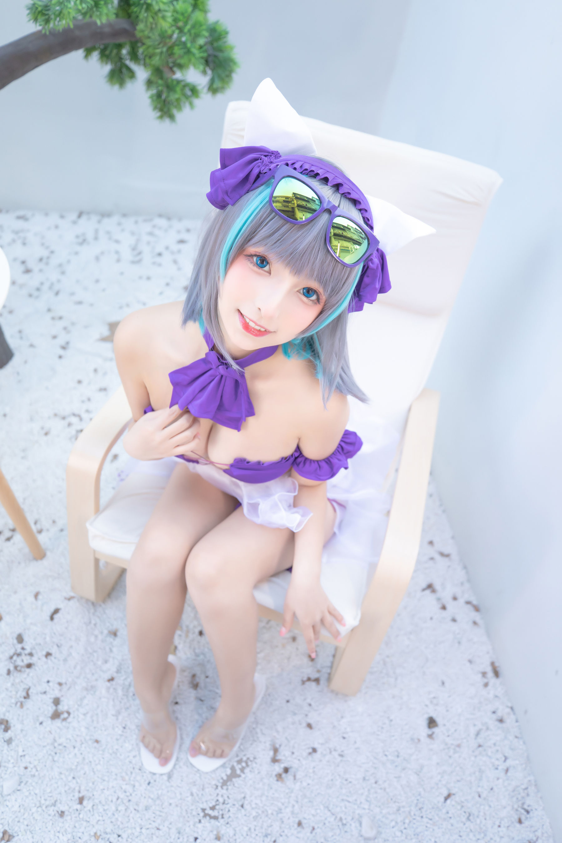 [网红COSER写真] 萝莉神楽板真冬 之柴郡 - 纯色庭院