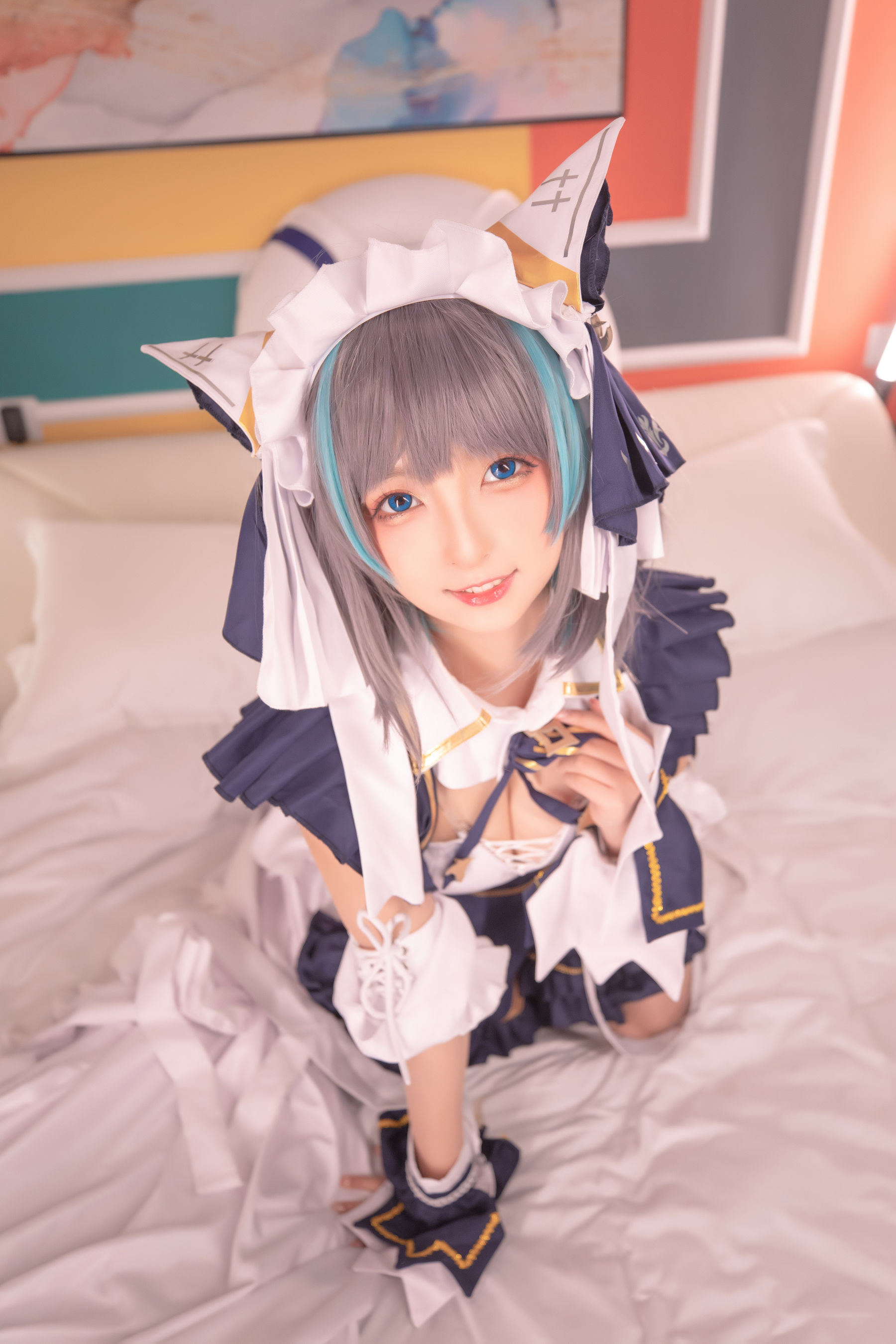 [网红COSER写真] 萝莉神楽板真冬 之柴郡 - 纯色庭院