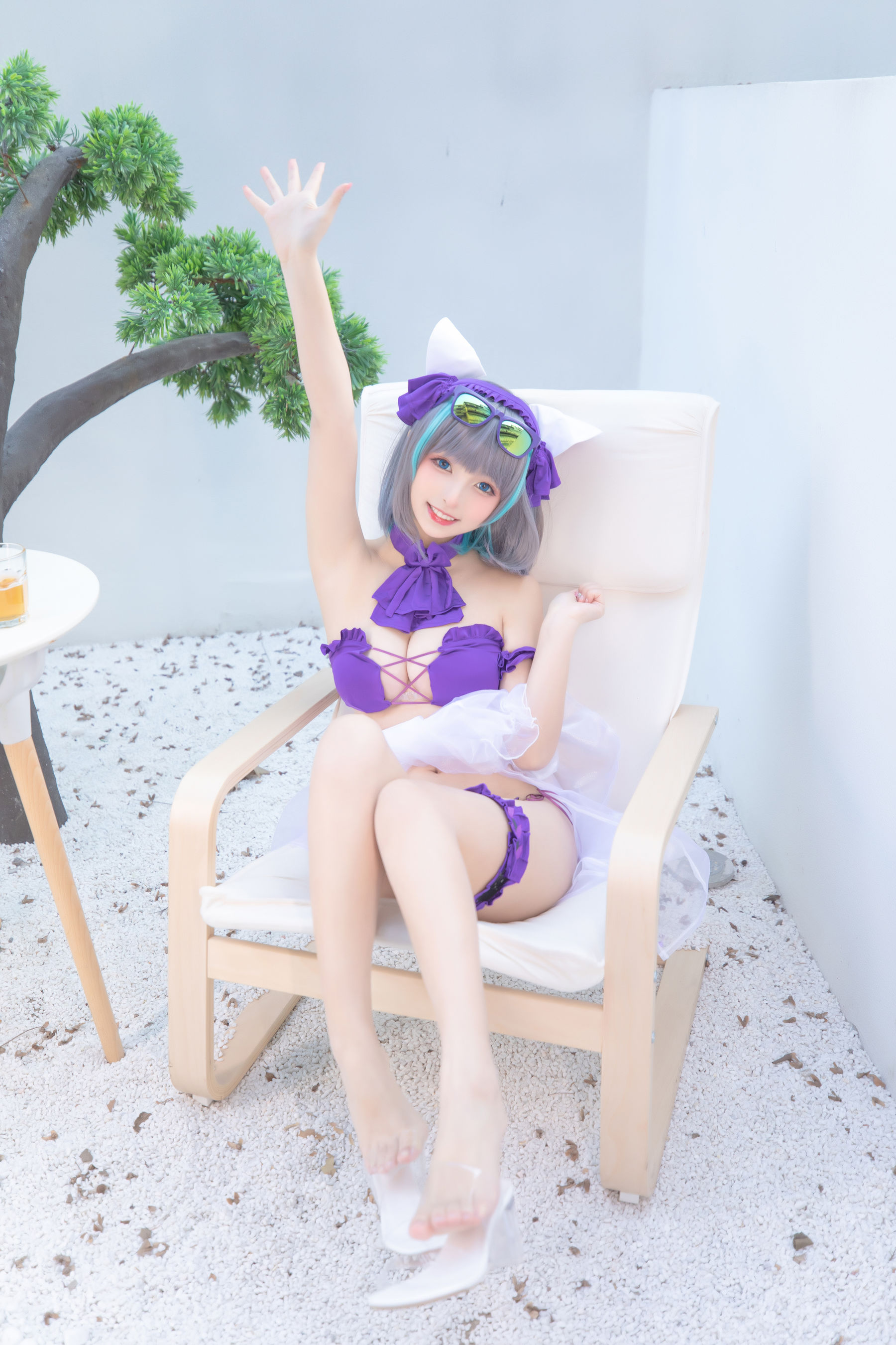 [网红COSER写真] 萝莉神楽板真冬 之柴郡 - 纯色庭院