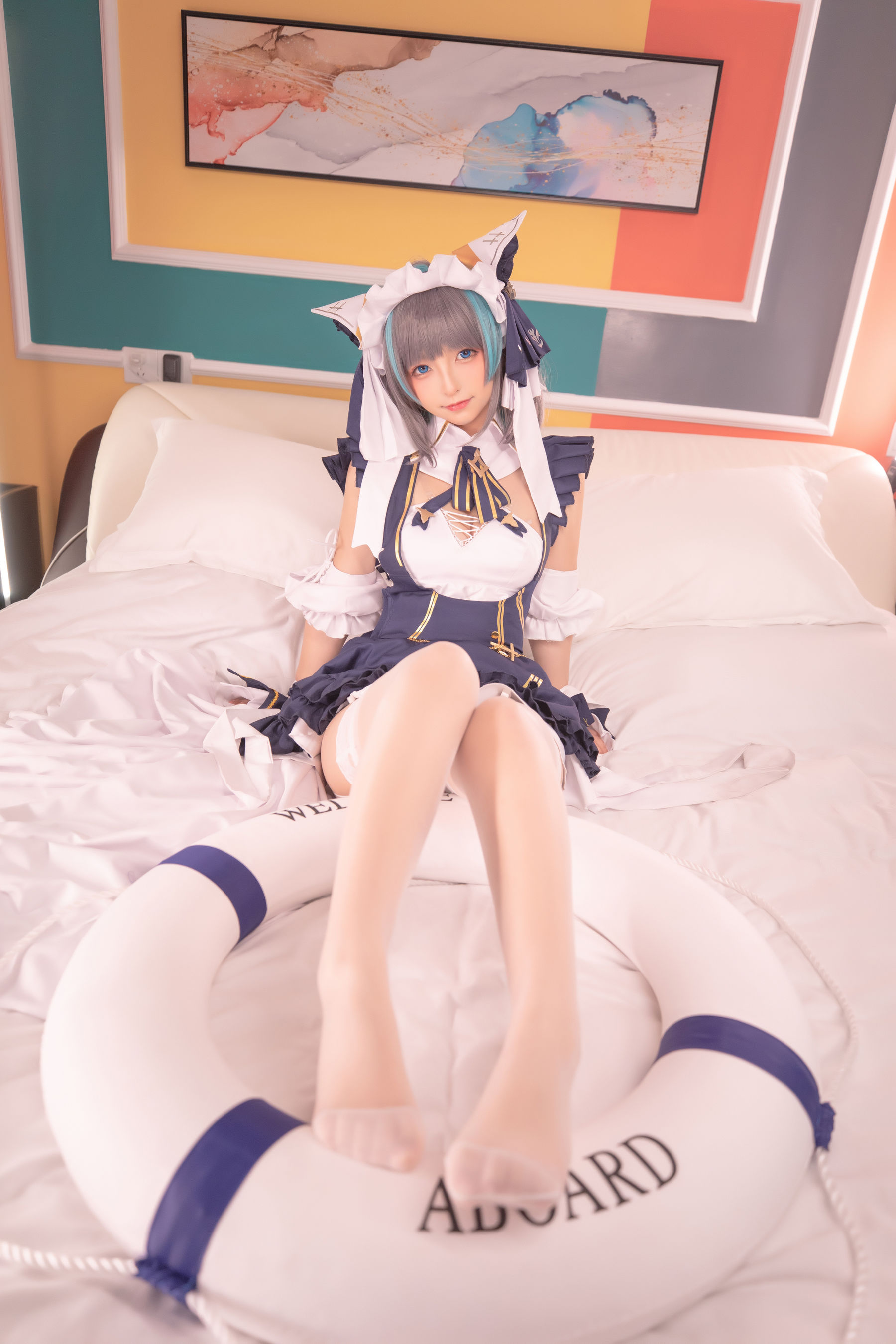 [网红COSER写真] 萝莉神楽板真冬 之柴郡 - 纯色庭院