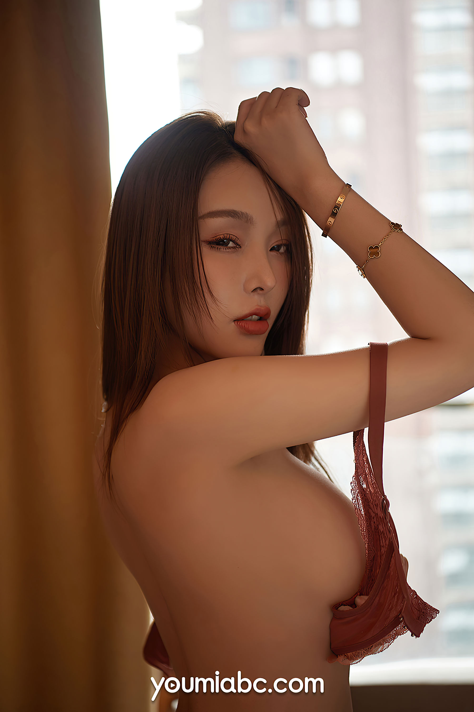[尤蜜YouMi]  陈圆圆 擦枪走火