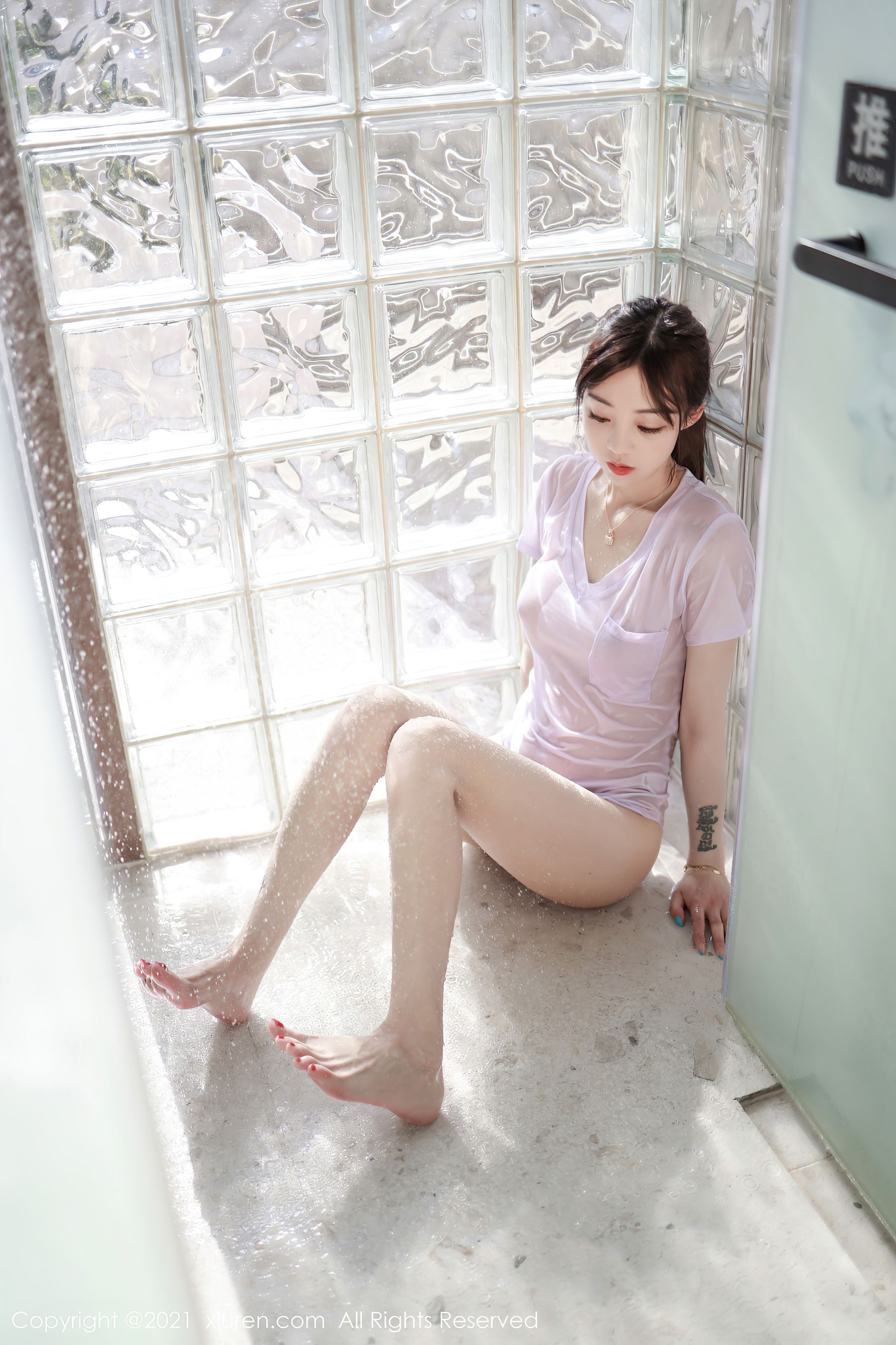 [秀人XIUREN] No.3637 佘贝拉bella