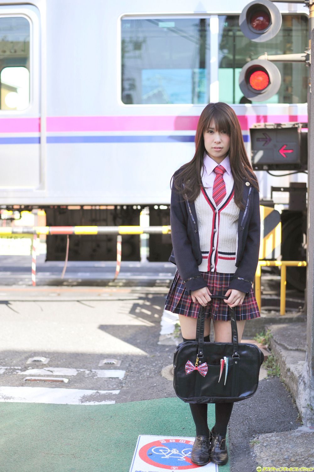 [DGC] NO.955 Maaya 真亜也 制服美少女天國