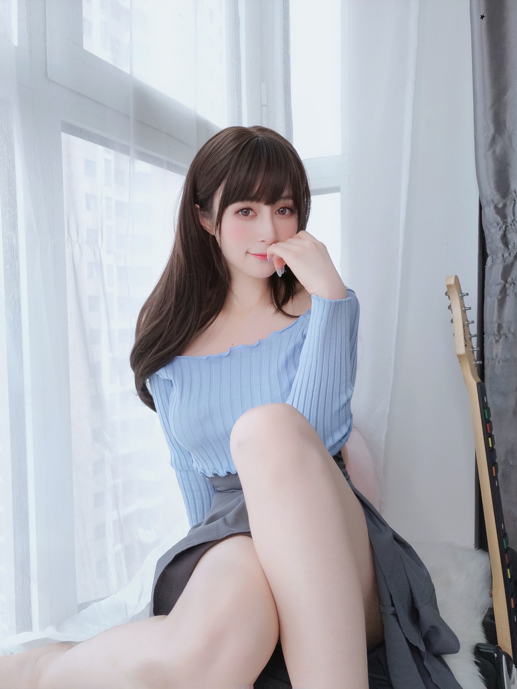 [网红COSER写真] Coser小姐姐白银 - 吉他妹妹