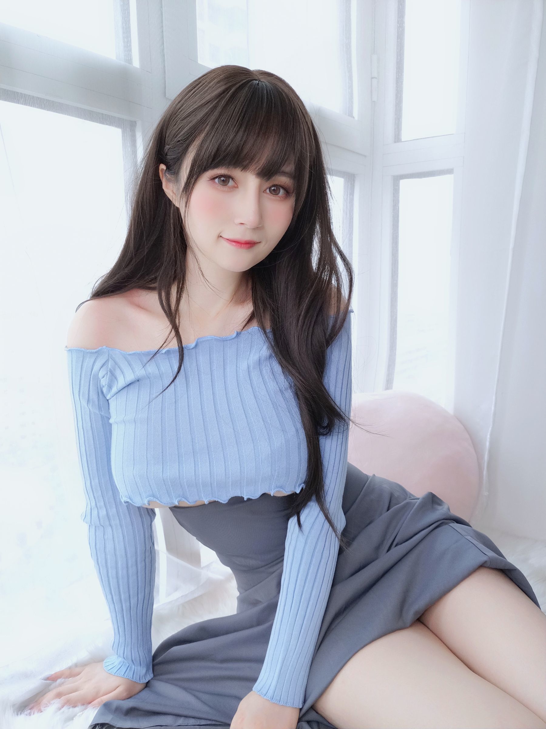 [网红COSER写真] Coser小姐姐白银 - 吉他妹妹