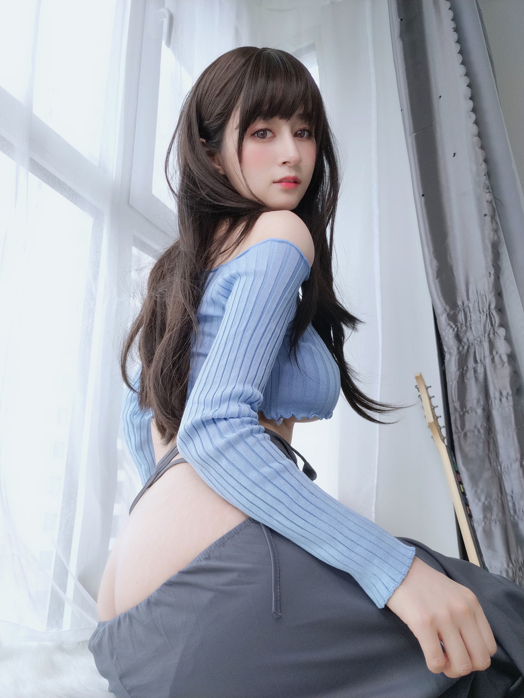 [网红COSER写真] Coser小姐姐白银 - 吉他妹妹