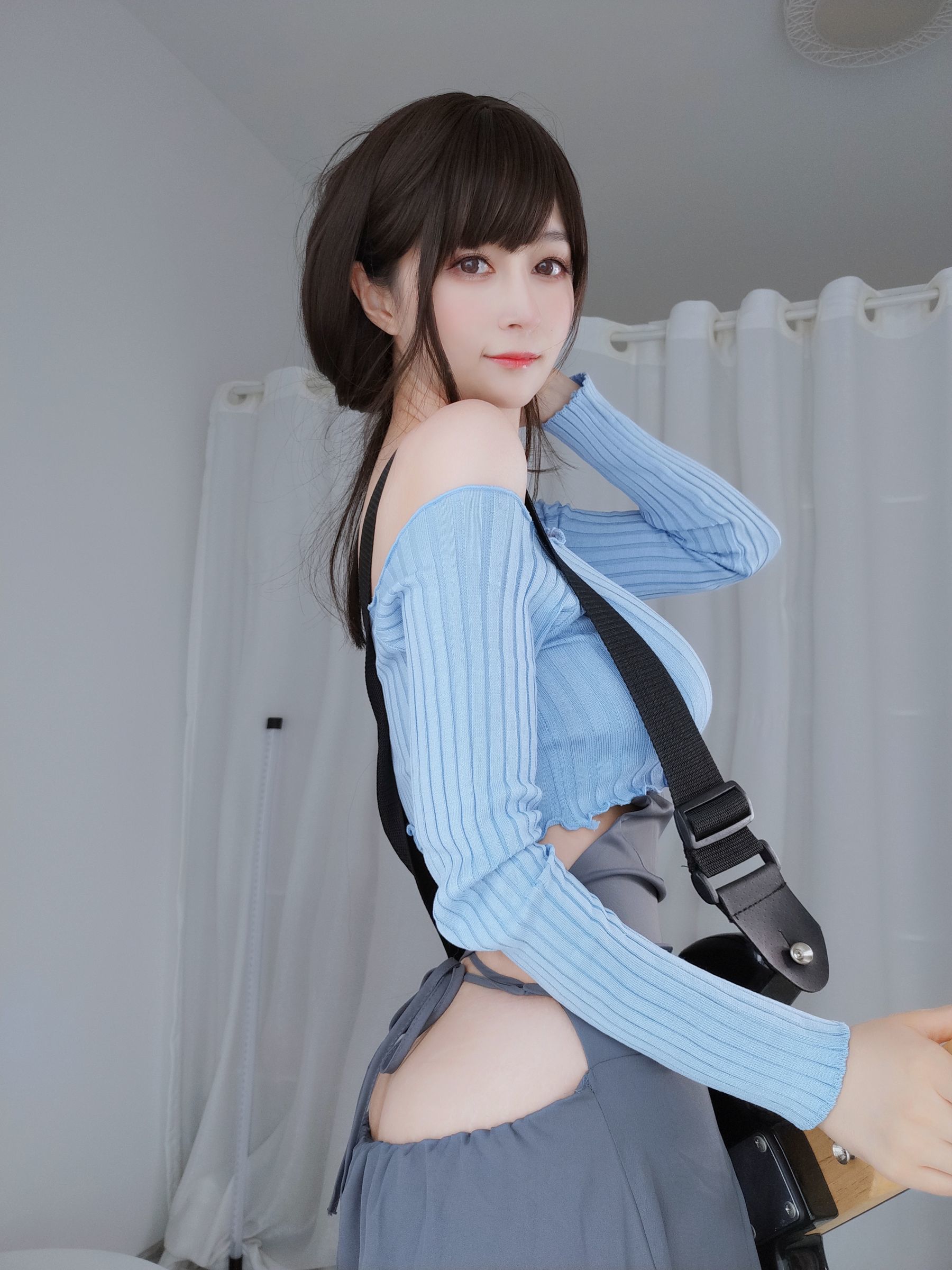 [网红COSER写真] Coser小姐姐白银 - 吉他妹妹