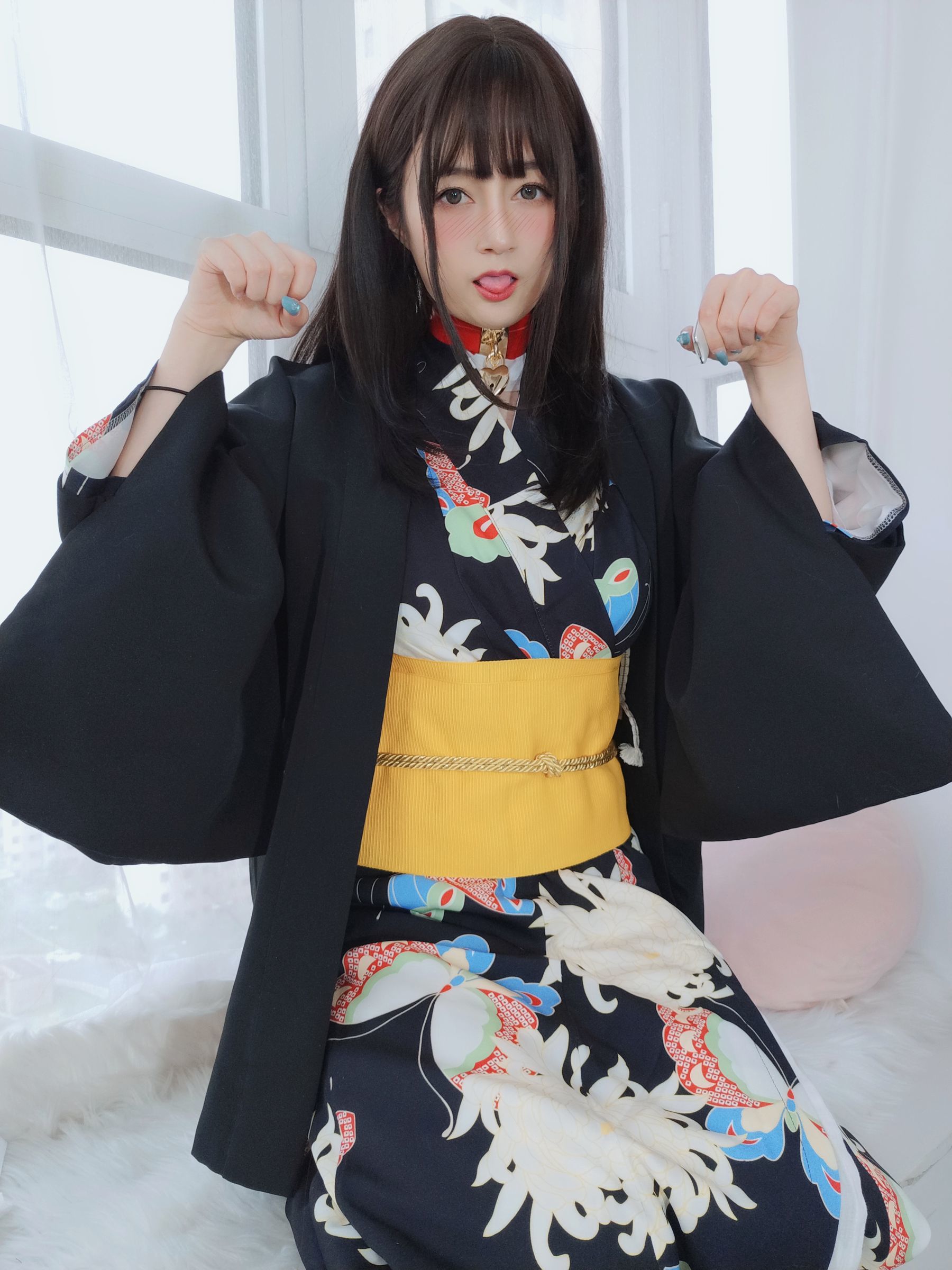 [网红COSER写真] Coser小姐姐白银 - 和服下的秘密