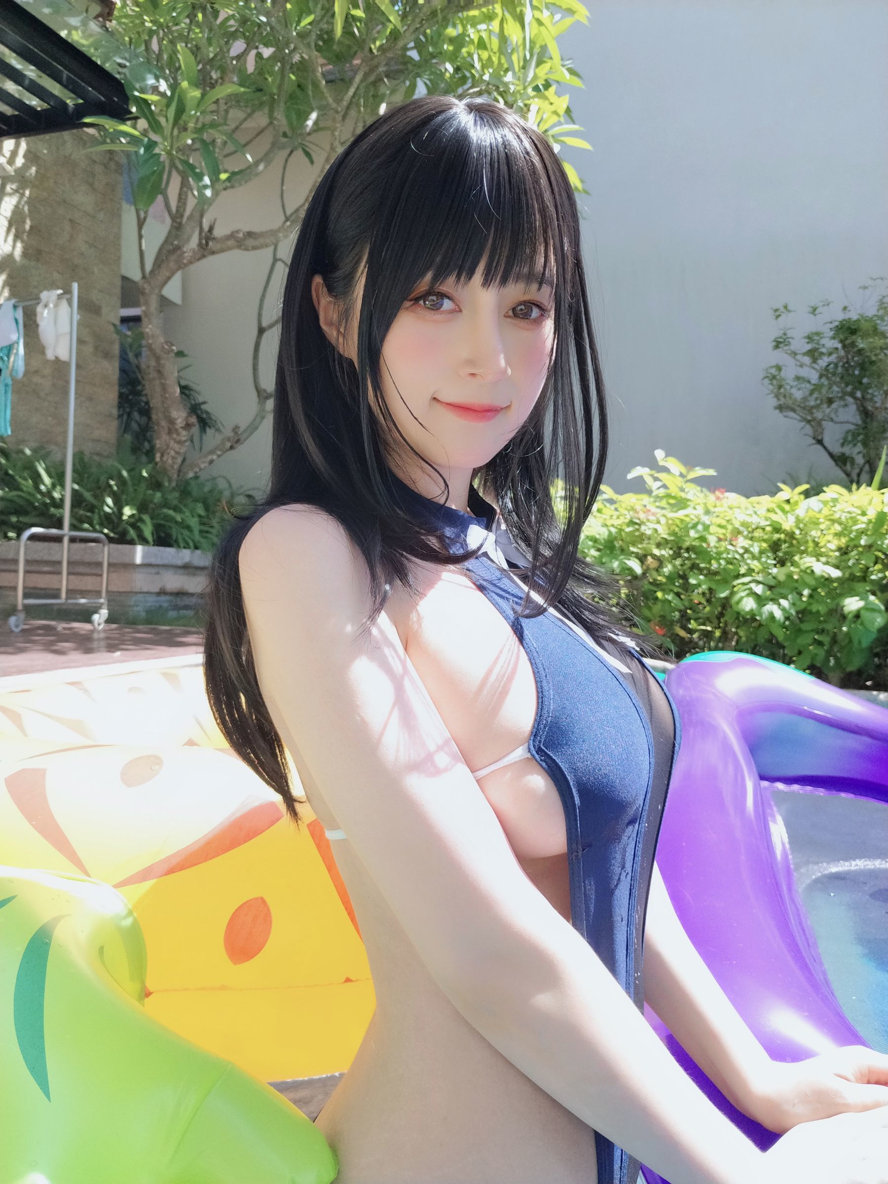 [网红COSER写真] Coser小姐姐白银 - 镂空泳衣