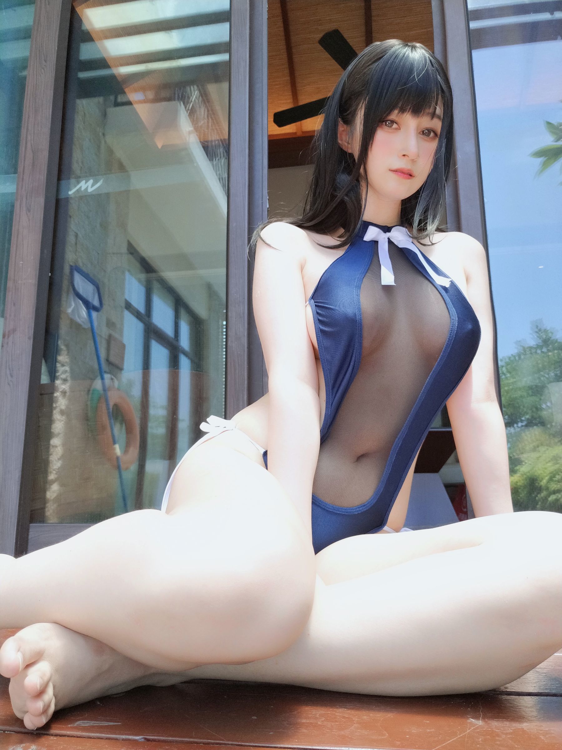 [网红COSER写真] Coser小姐姐白银 - 镂空泳衣