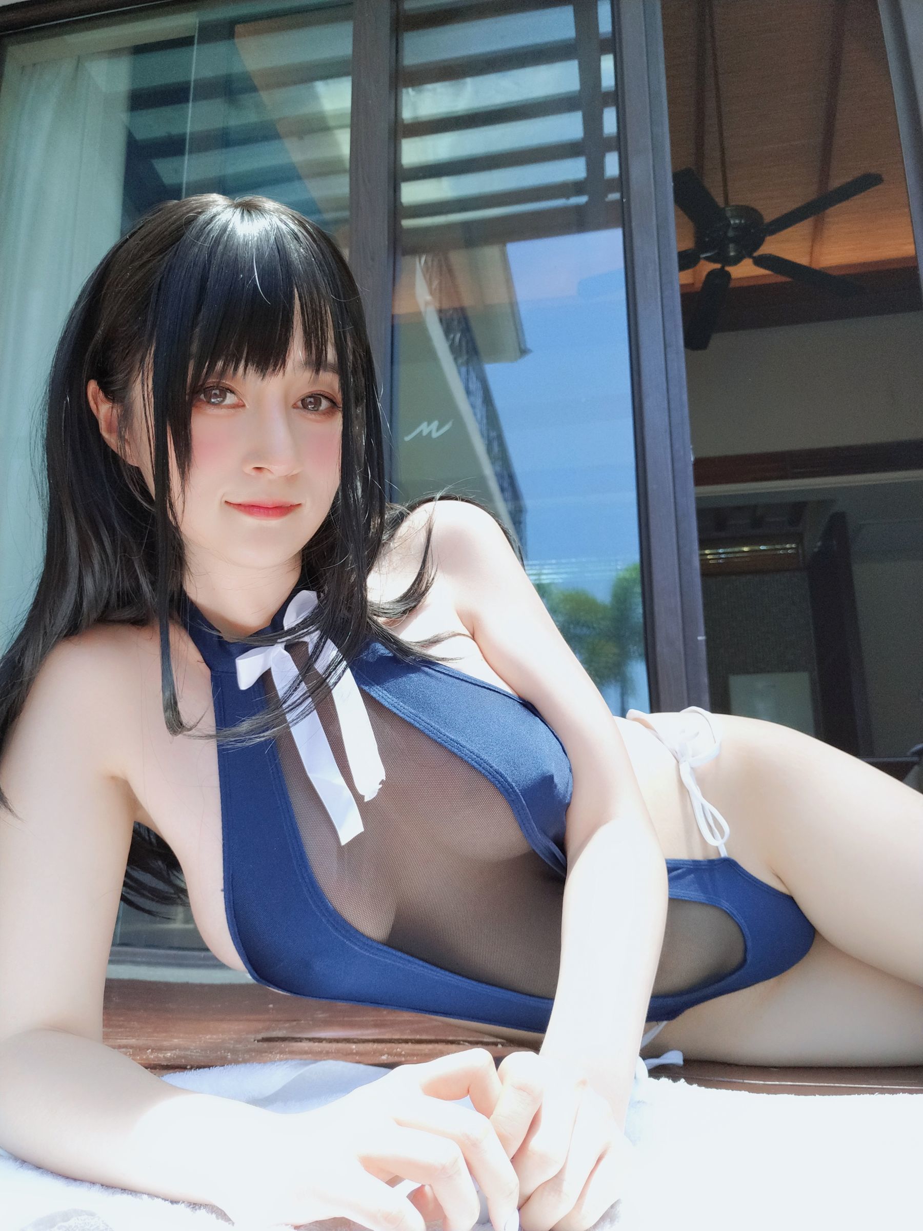 [网红COSER写真] Coser小姐姐白银 - 镂空泳衣