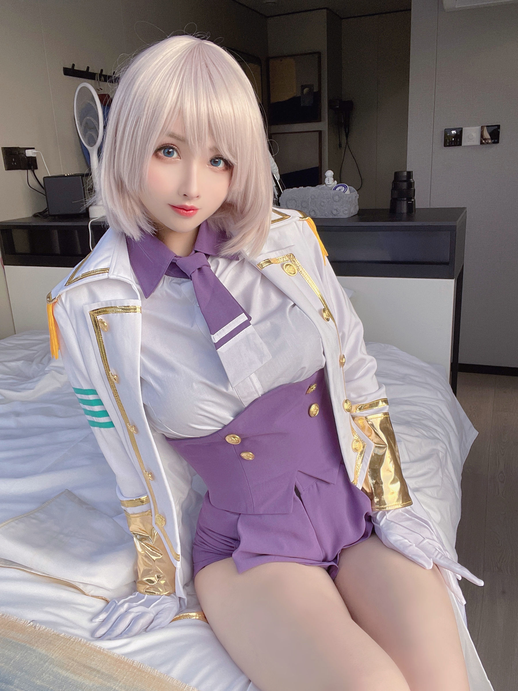 [网红COSER写真] COS福利rioko凉凉子 - 电光机王 貉