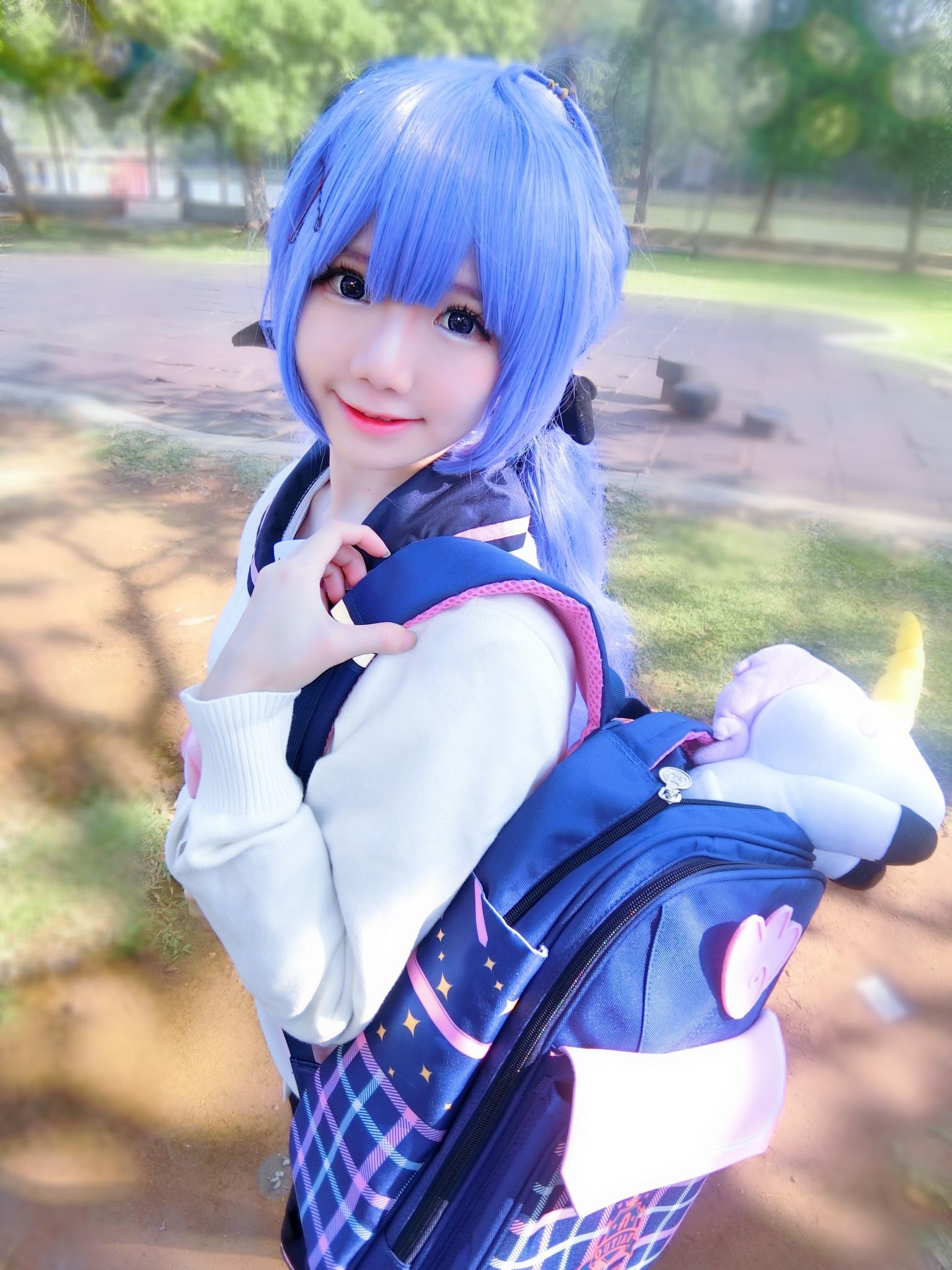 [网红COSER写真] Sally Dorasnow - Unicorn JK Set