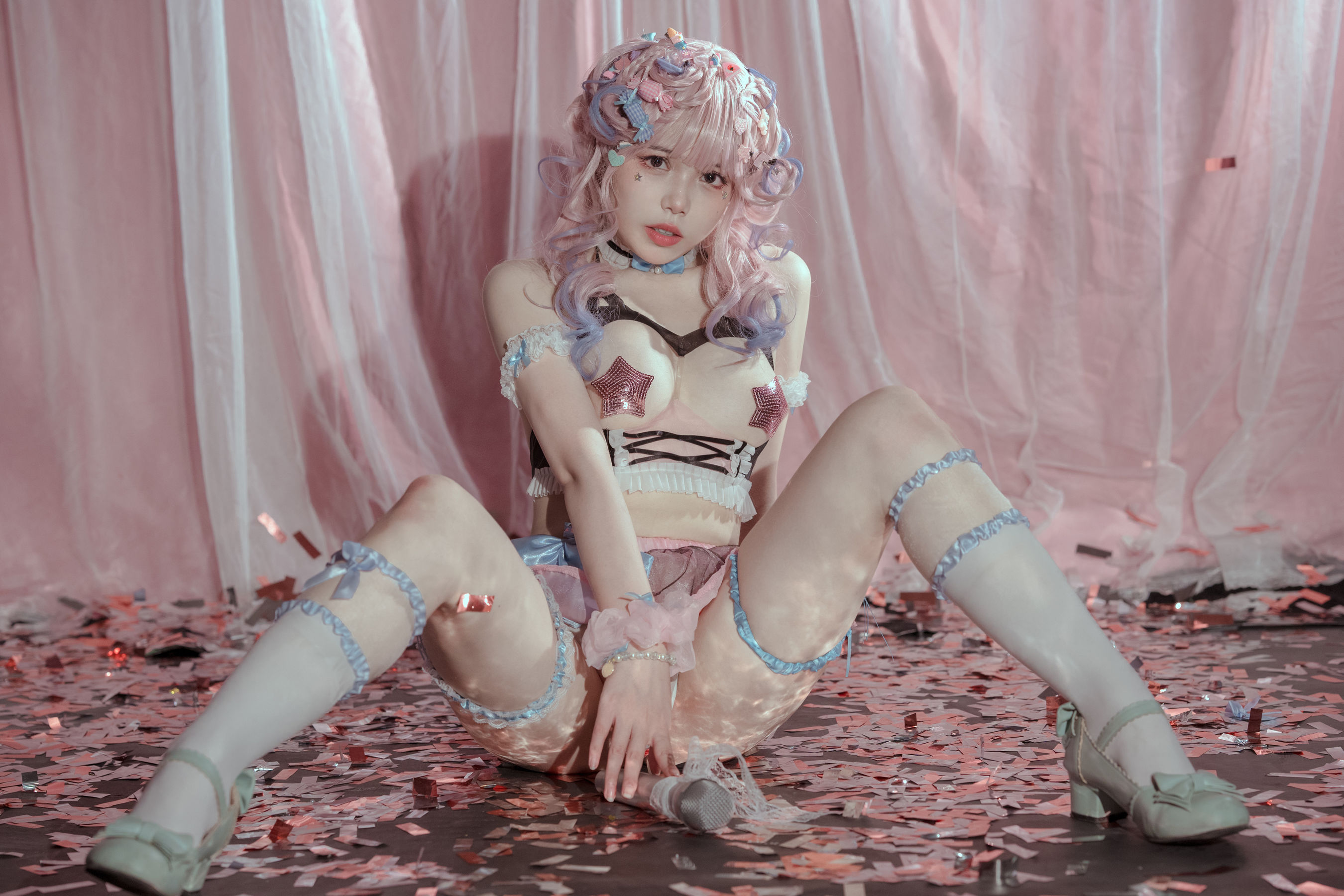 [网红COSER写真] 七月喵子 - 爱豆
