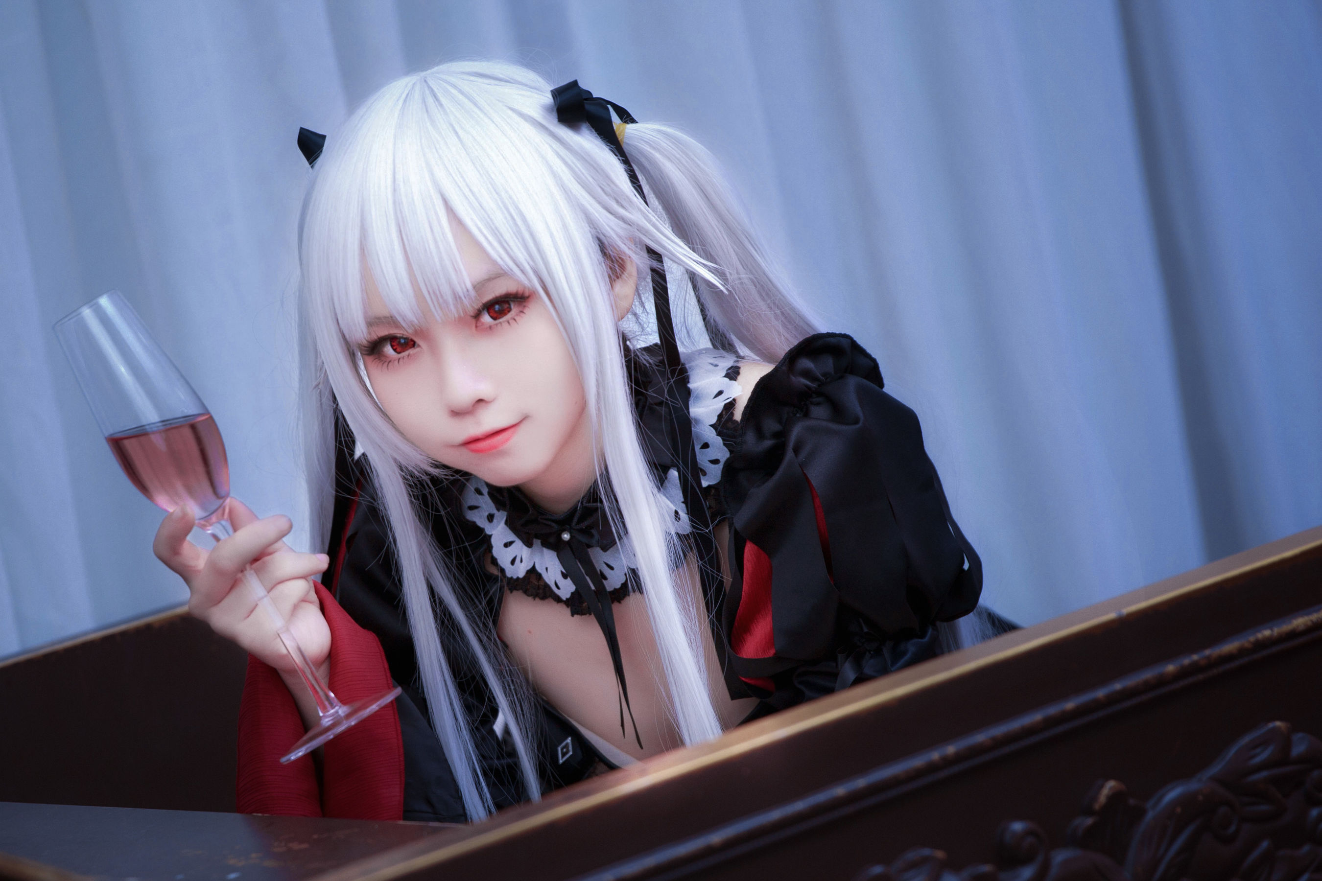 [网红COSER写真] 动漫博主G44不会受伤 - 雾枝长裙