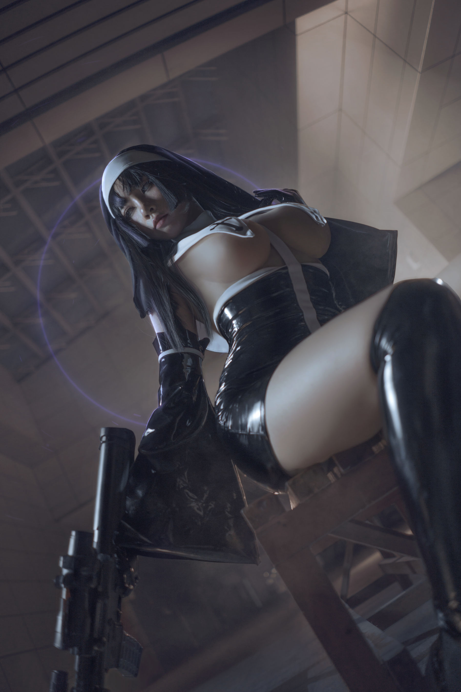 [网红COSER写真] 动漫博主uki雨季 - 修女黑胶衣