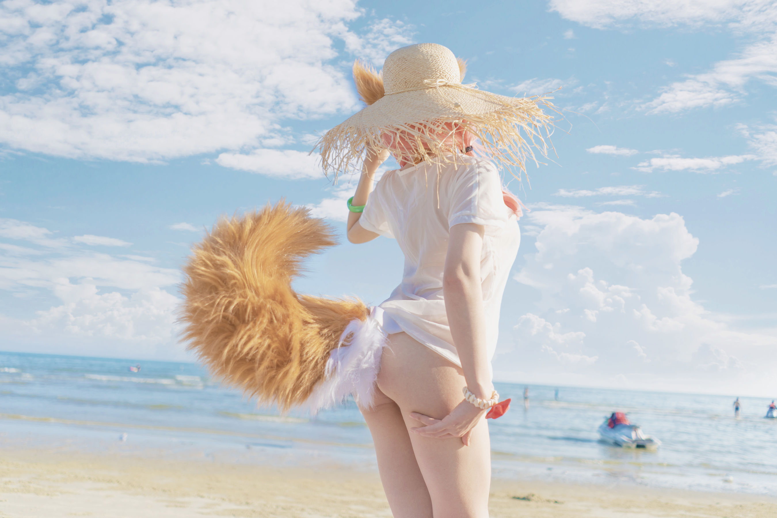 [网红COSER写真] 动漫博主uki雨季 - 玉藻前海边泳装