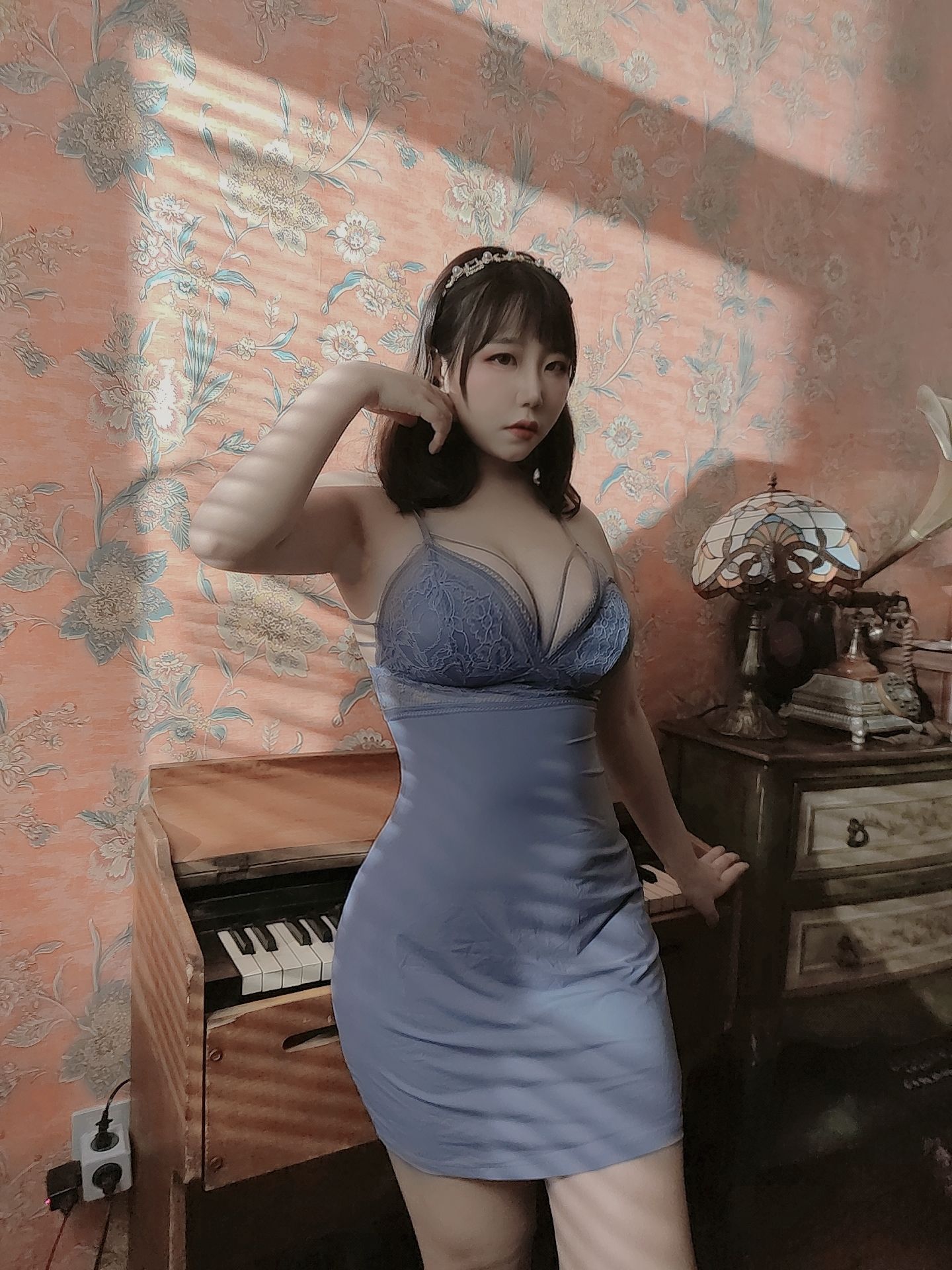 [网红COSER写真] 动漫博主穆零Mu0 - 自拍2