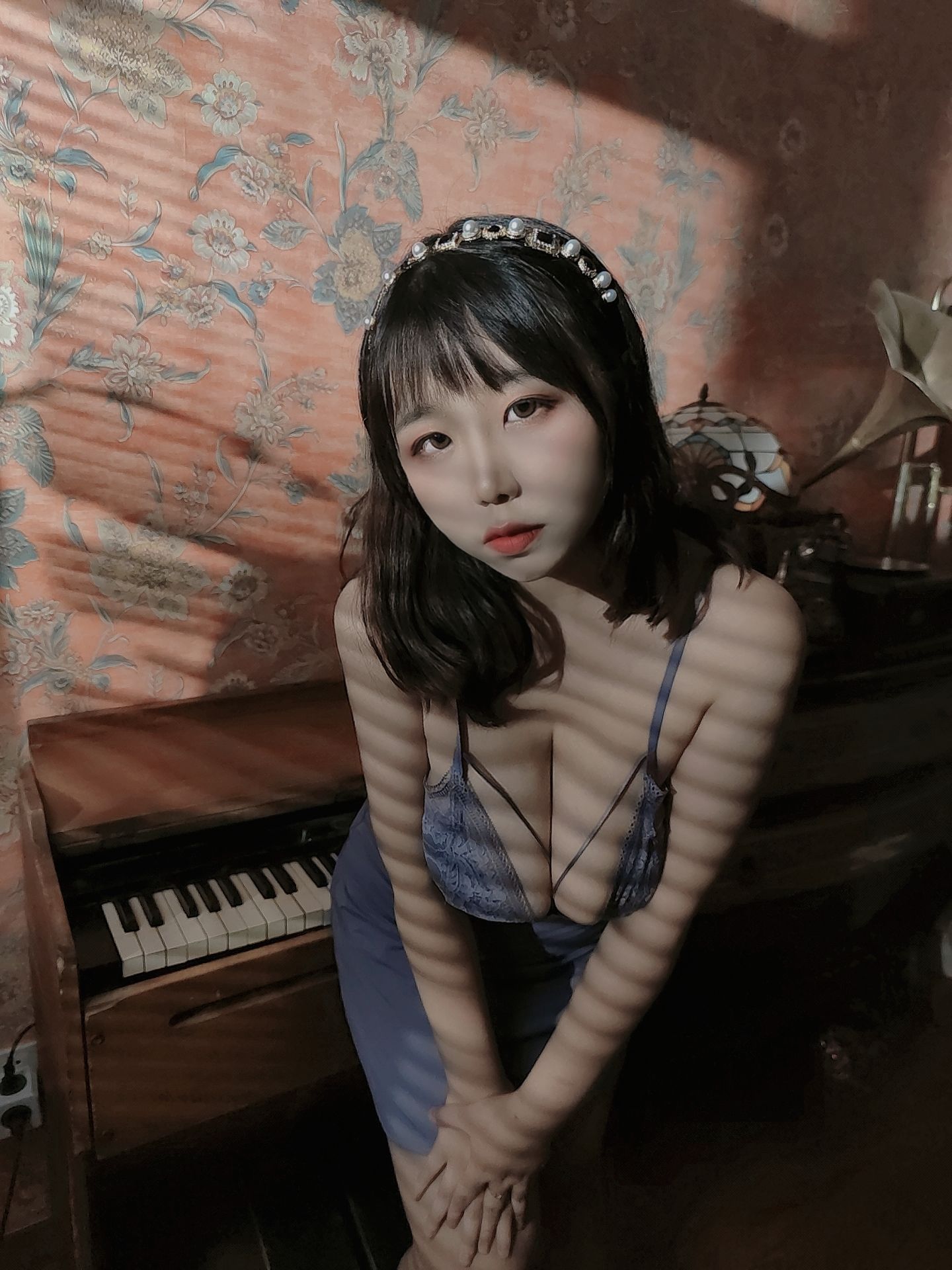 [网红COSER写真] 动漫博主穆零Mu0 - 自拍2