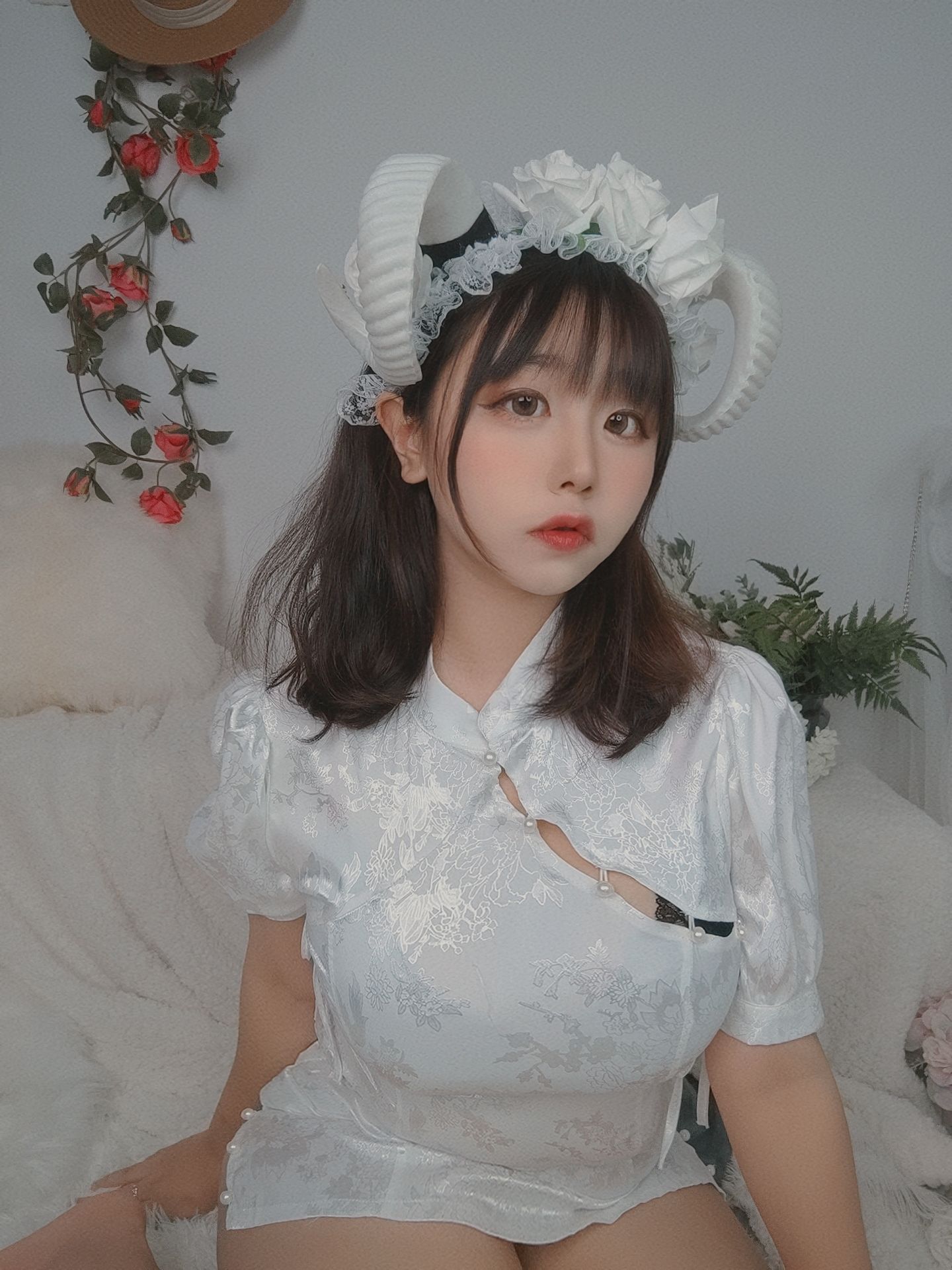 [网红COSER写真] 动漫博主穆零Mu0 - 自拍2