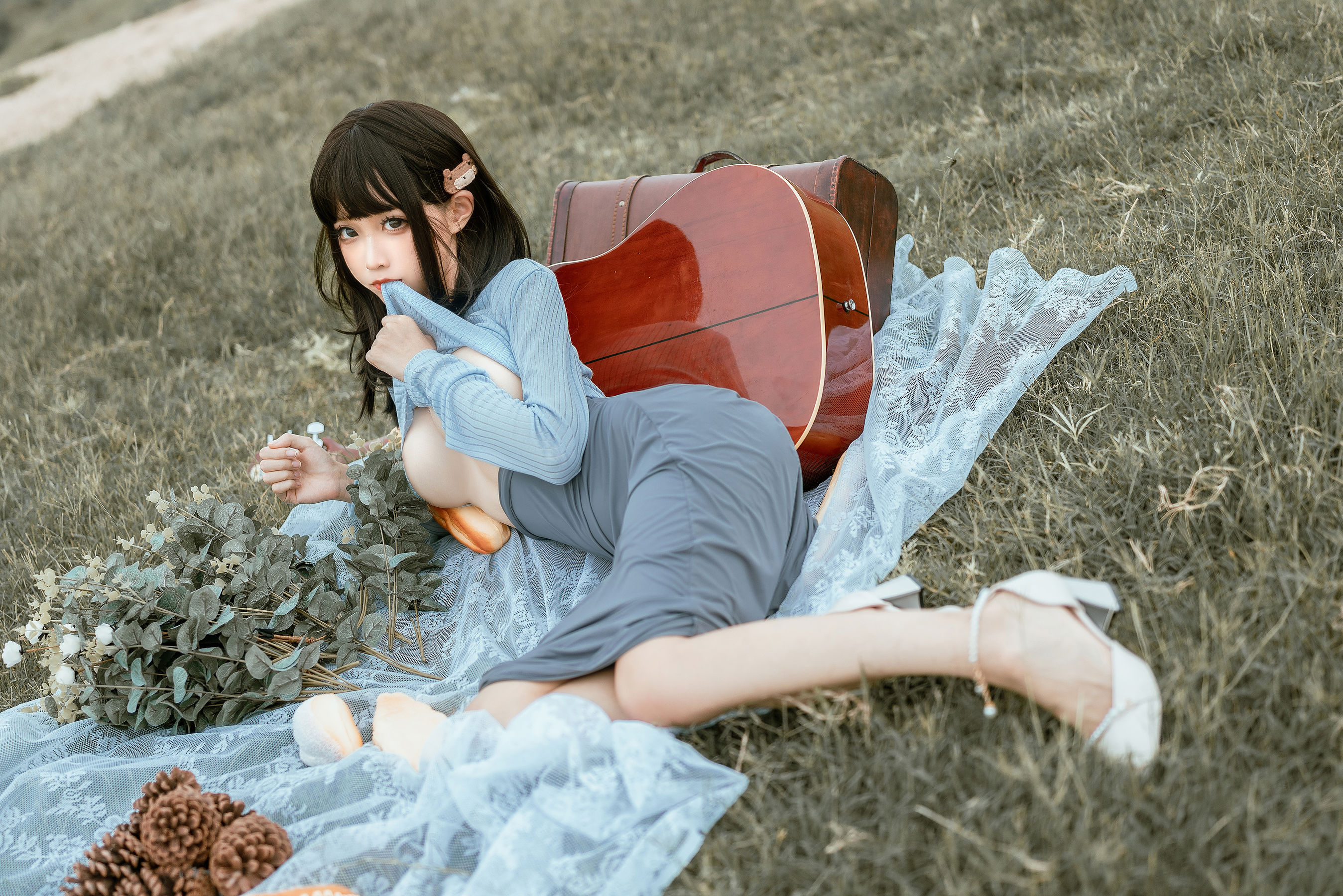 [网红COSER写真] 动漫博主蠢沫沫 - 吉他妹妹