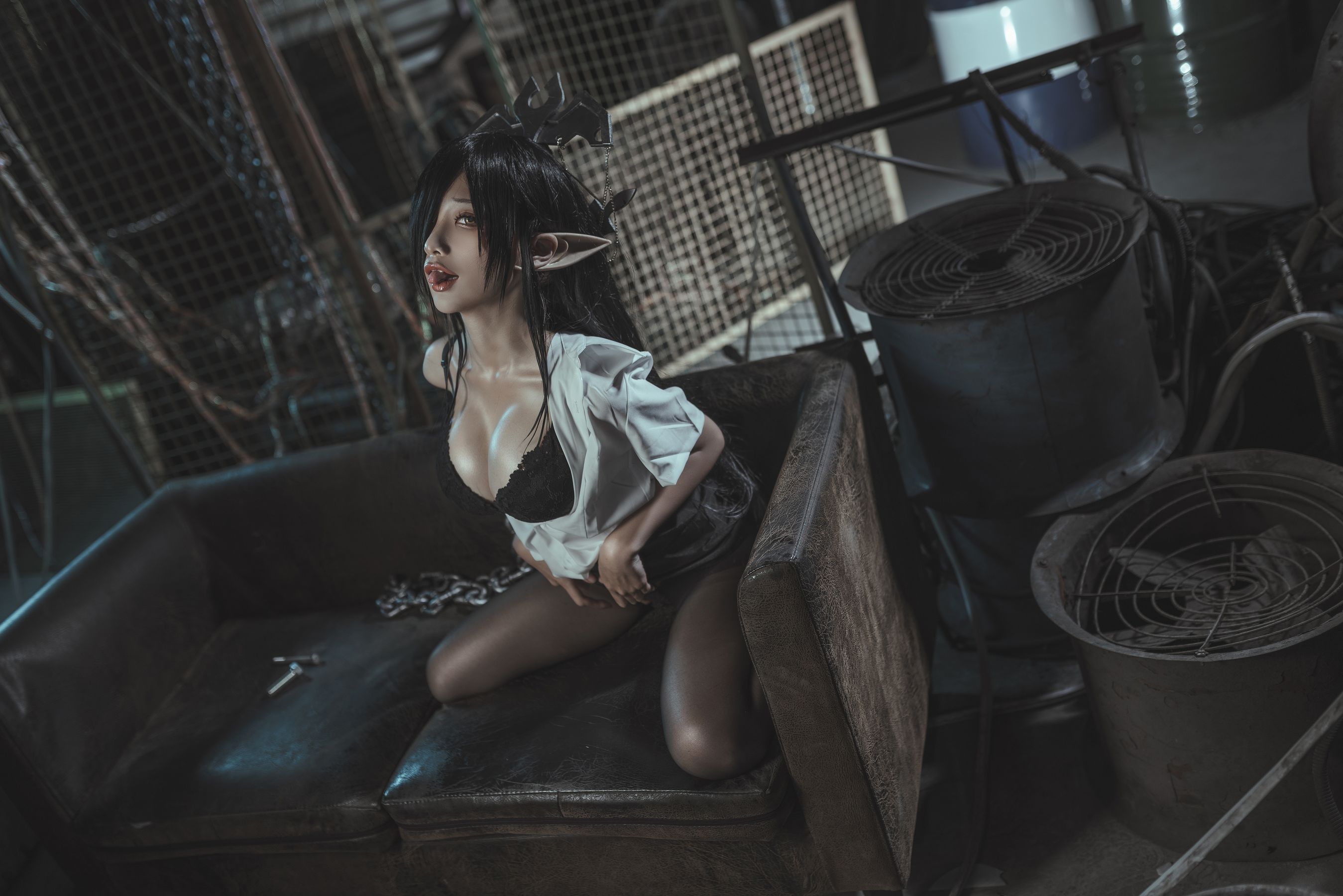 [网红COSER写真] 动漫博主蠢沫沫 - 黑兽女王 OL制服