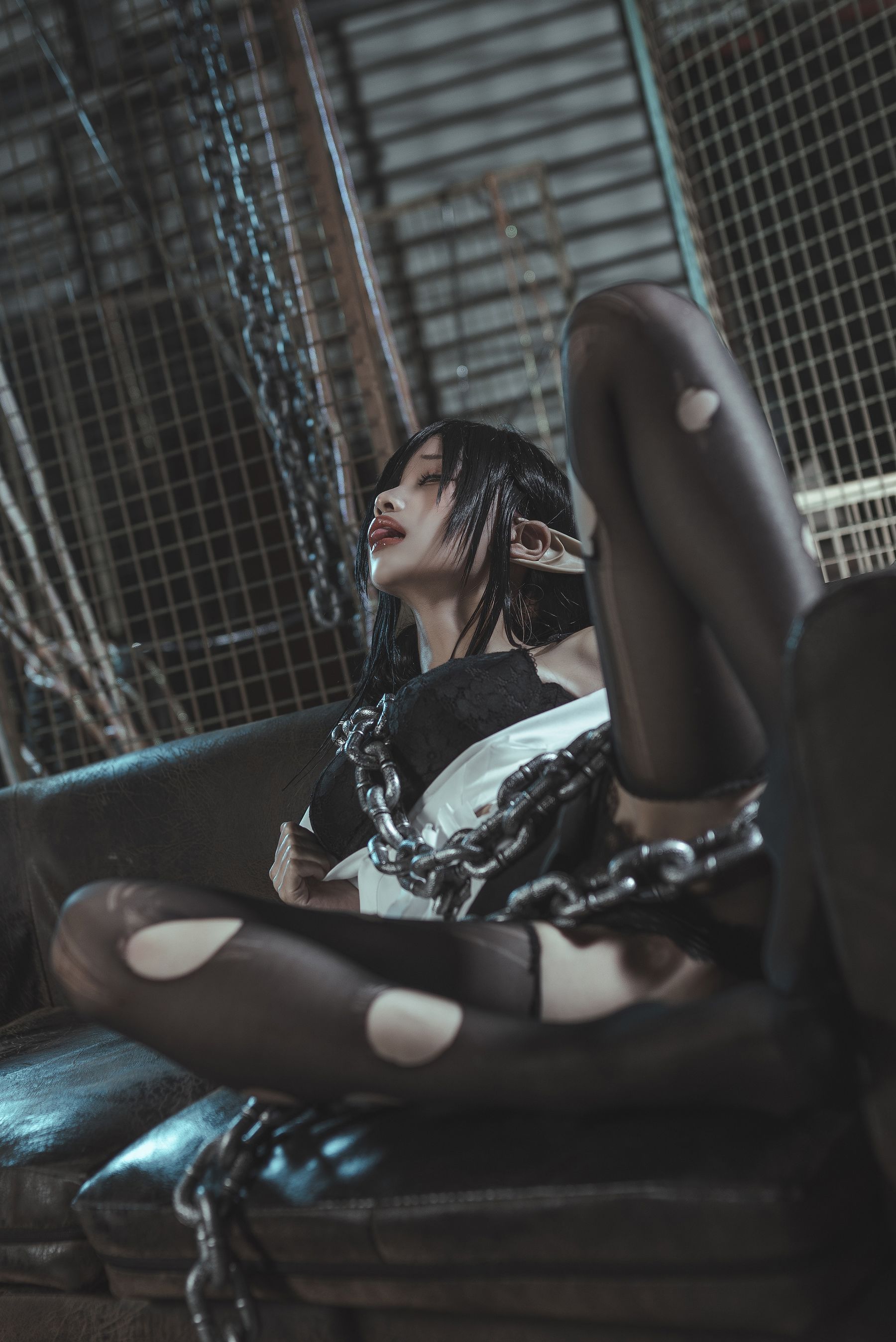 [网红COSER写真] 动漫博主蠢沫沫 - 黑兽女王 OL制服