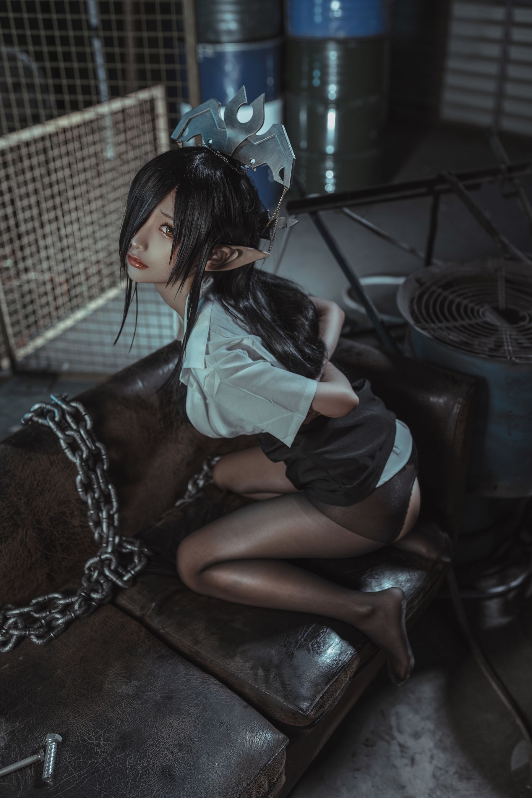 [网红COSER写真] 动漫博主蠢沫沫 - 黑兽女王 OL制服