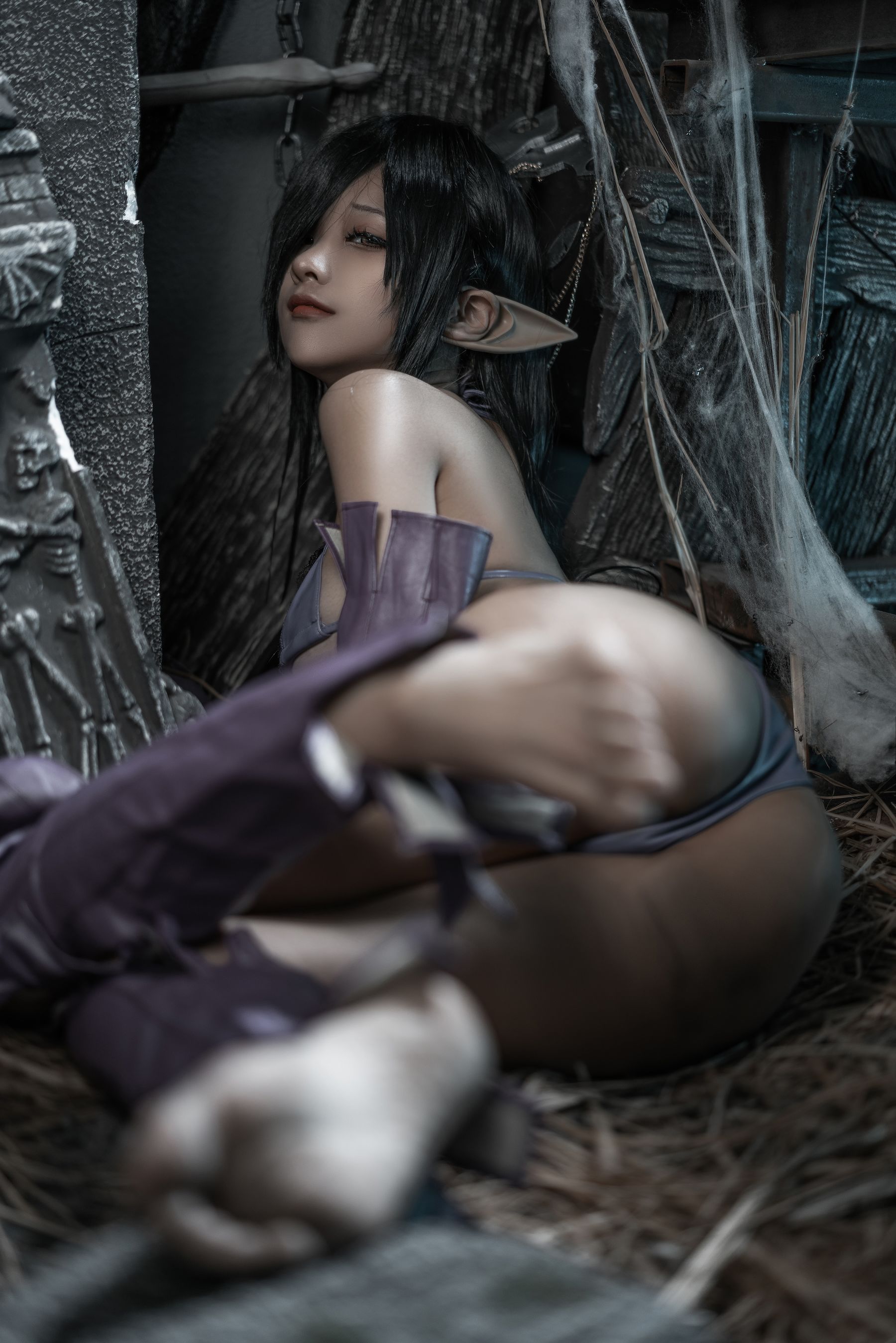 [网红COSER写真] 动漫博主蠢沫沫 - 黑兽女王 同人