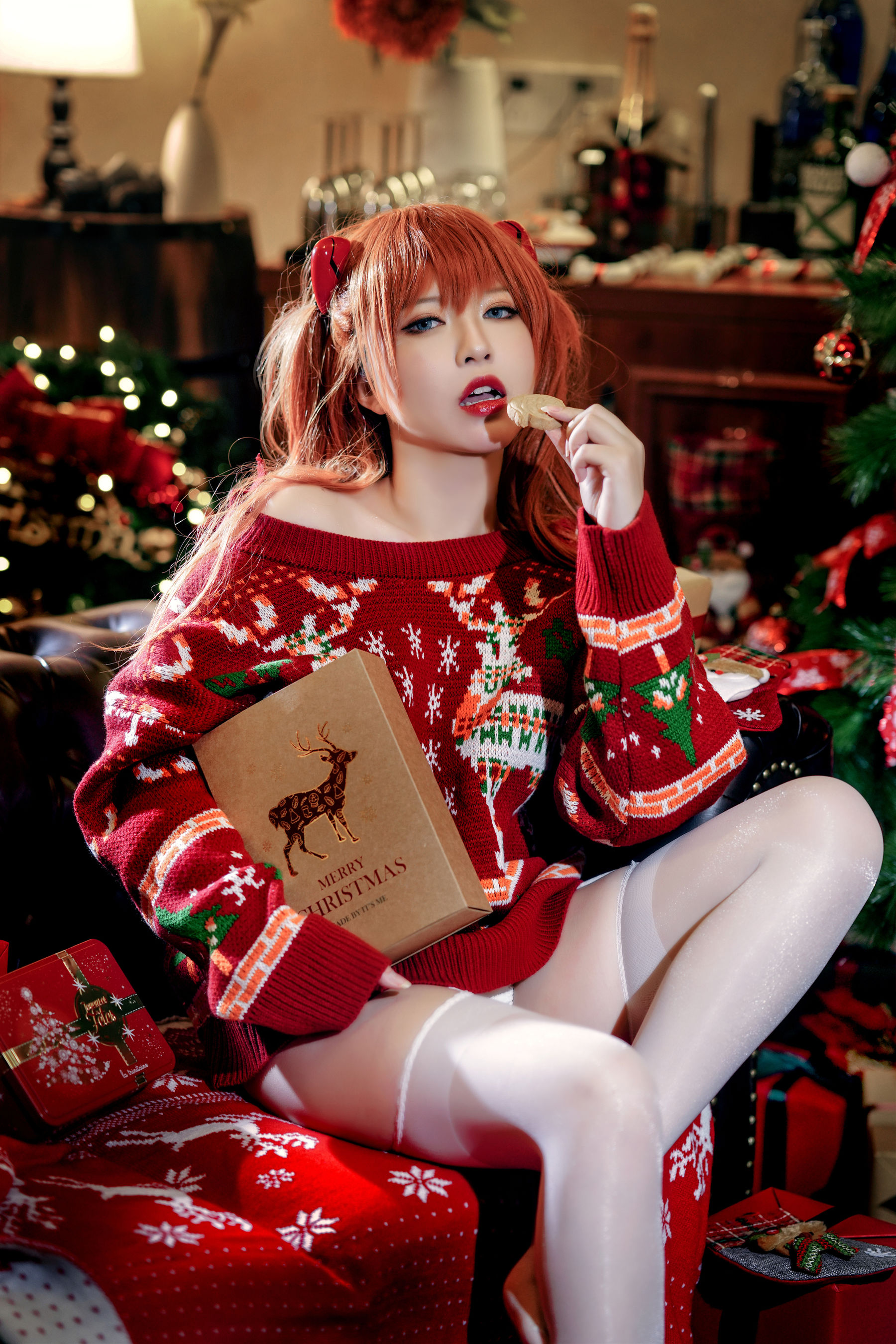 [网红COSER写真] 半半子 - 式波・ASUKA Christmas