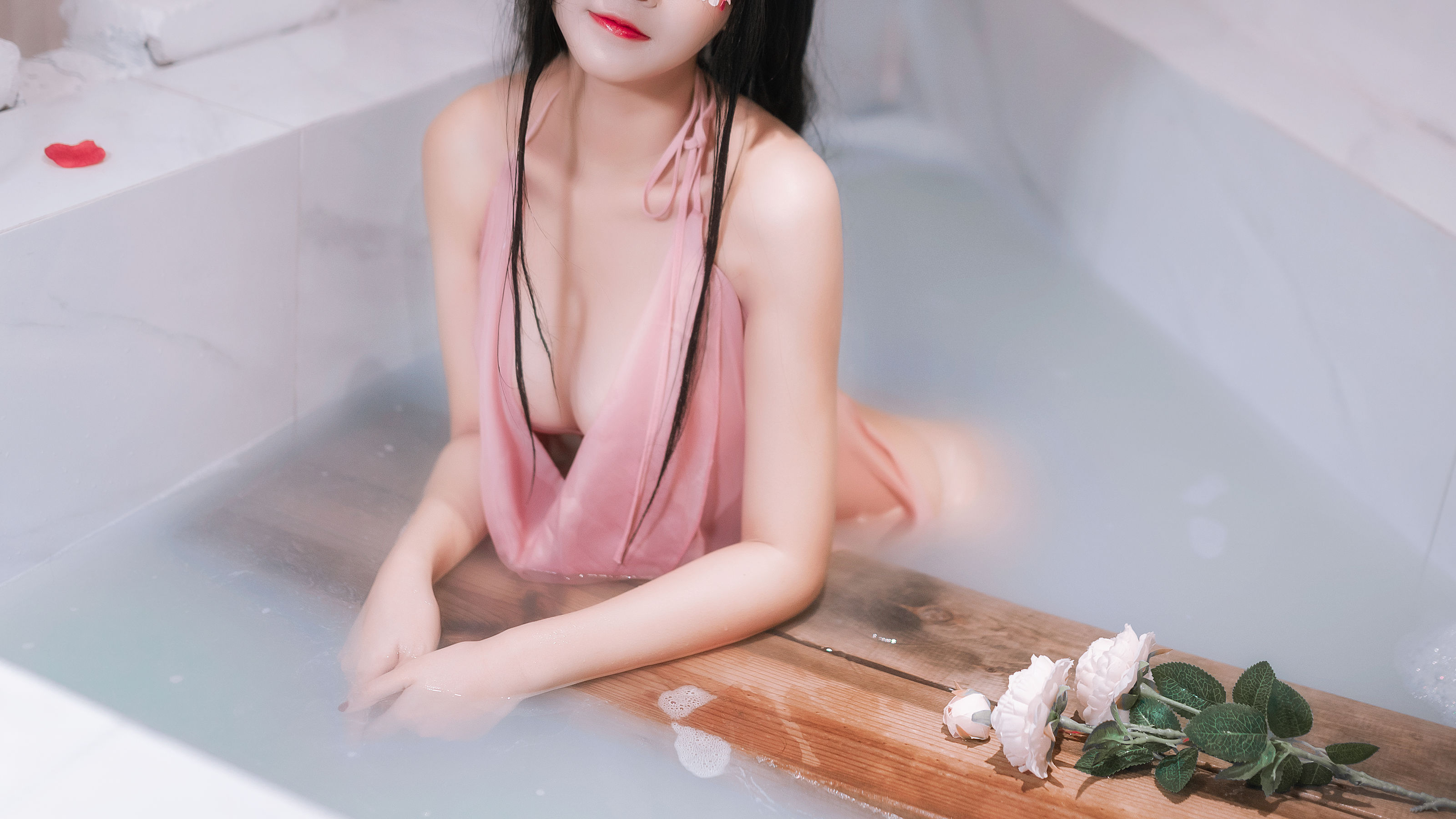 [网红COSER写真] 微博妹子三度_69 - 花雾