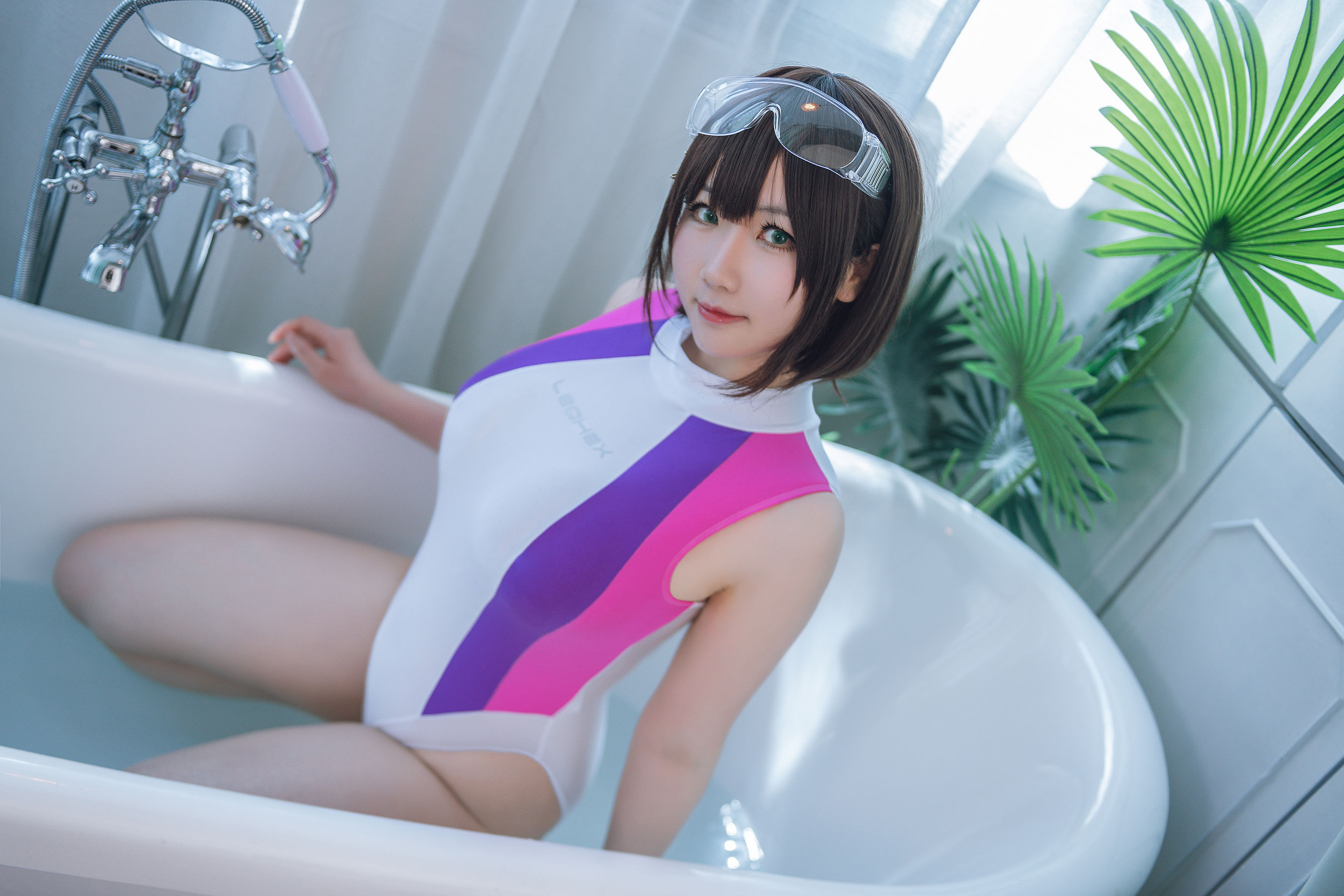 [网红COSER写真] 微肉感萌妹是本末末 - 竞泳水着