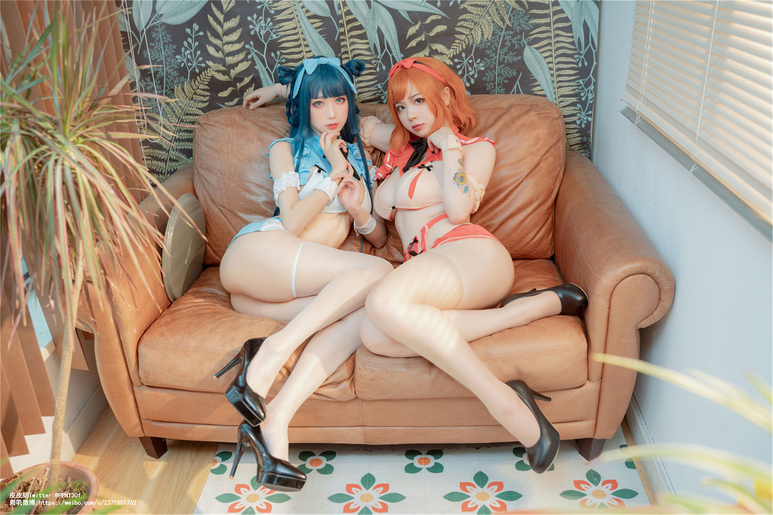 [网红COSER写真] 皮皮奶可可爱了啦&周叽是可爱兔兔 - 服务员