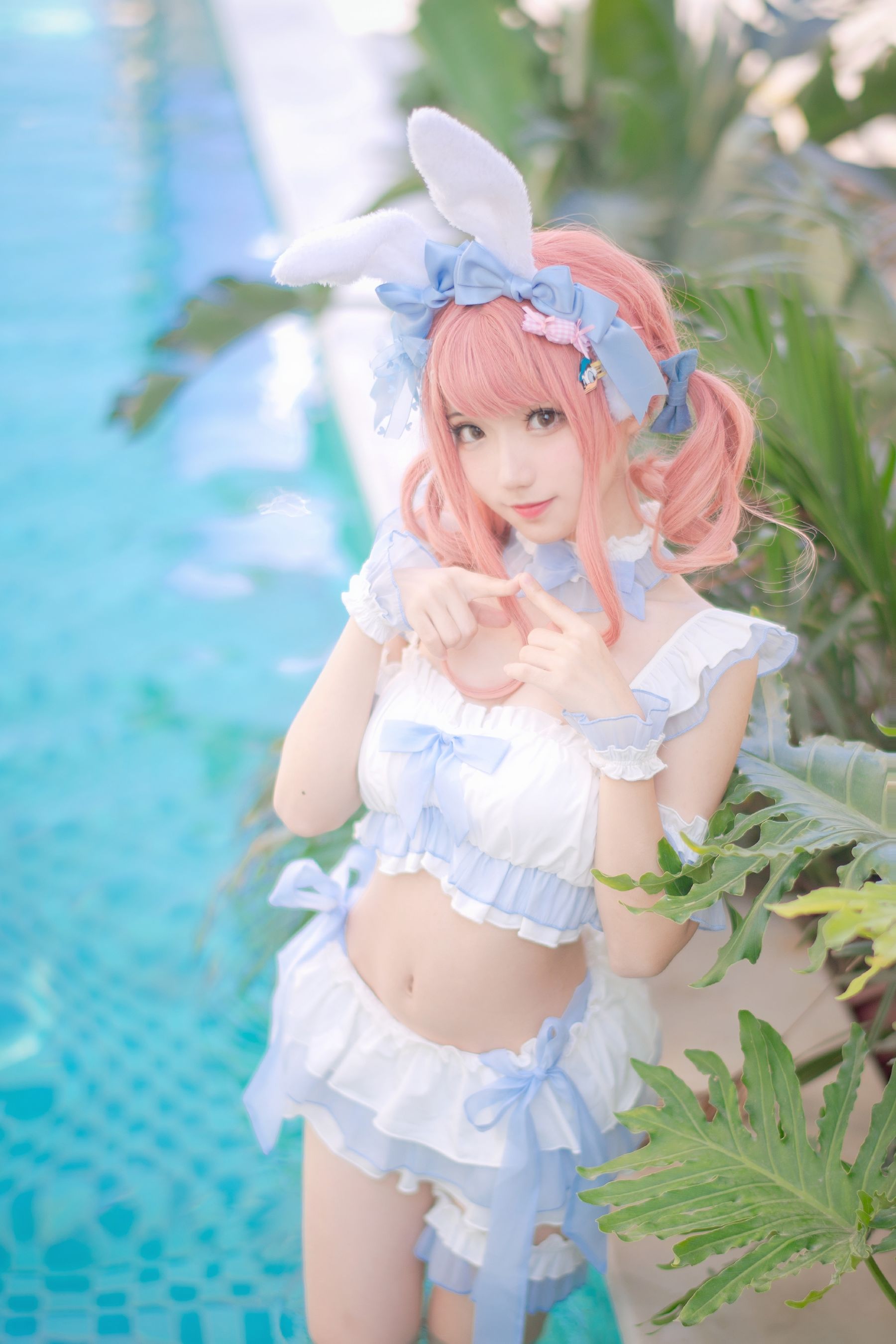 [网红COSER写真] 花柒Hana - 夏日甜芯 泳装