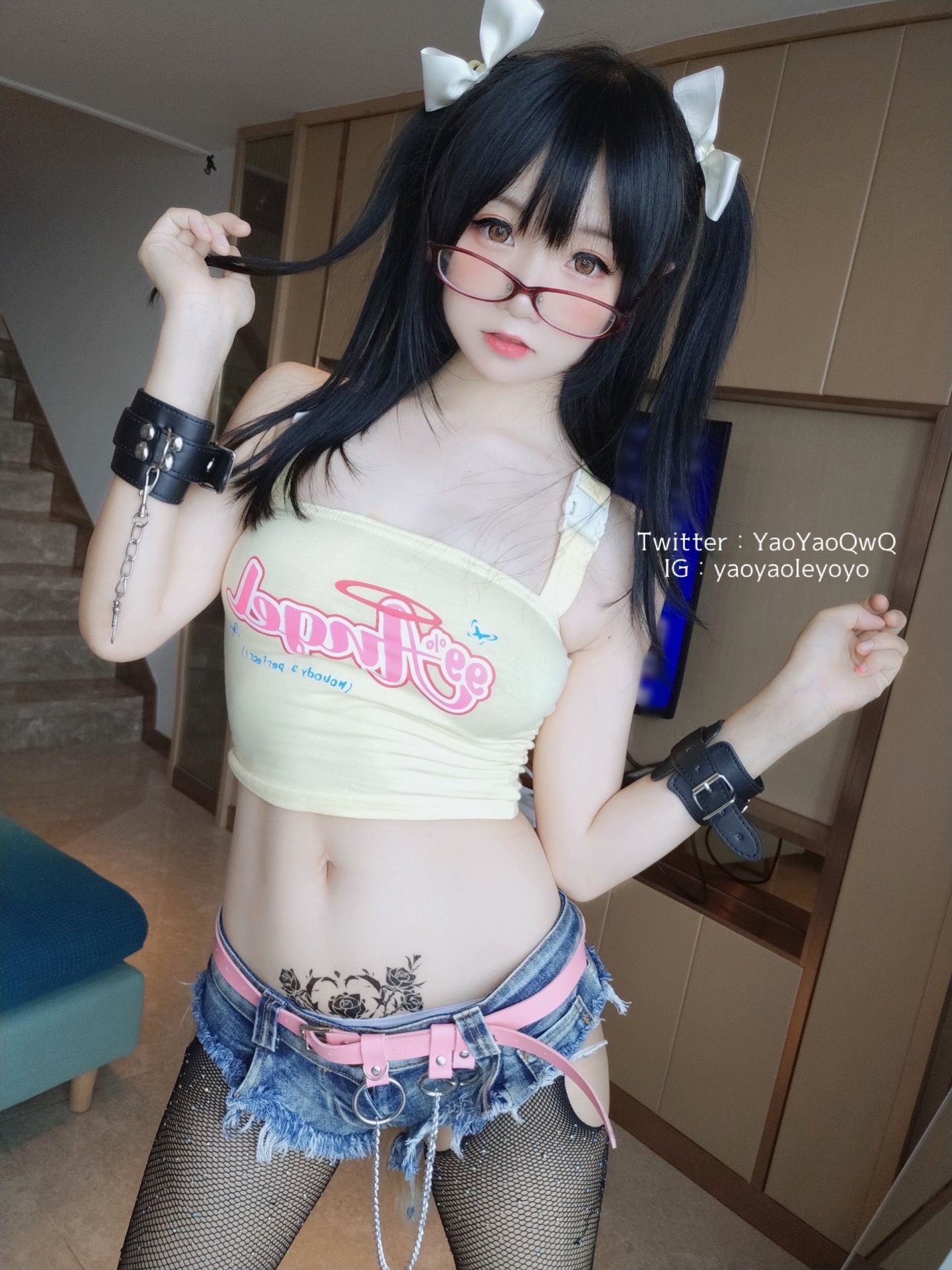 [网红COSER写真] 萌妹子Coser摇摇乐yoyo fantia まず自分撮りを見る…… (2021-8.23)