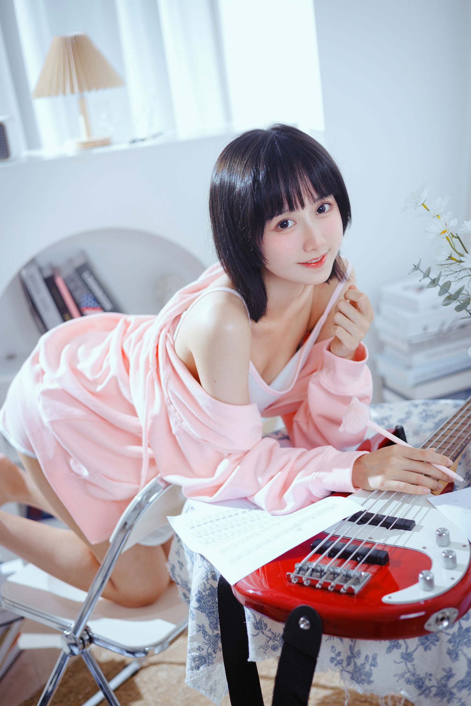 [网红COSER写真] 萌系小姐姐木绵绵OwO - 贝斯与妹妹