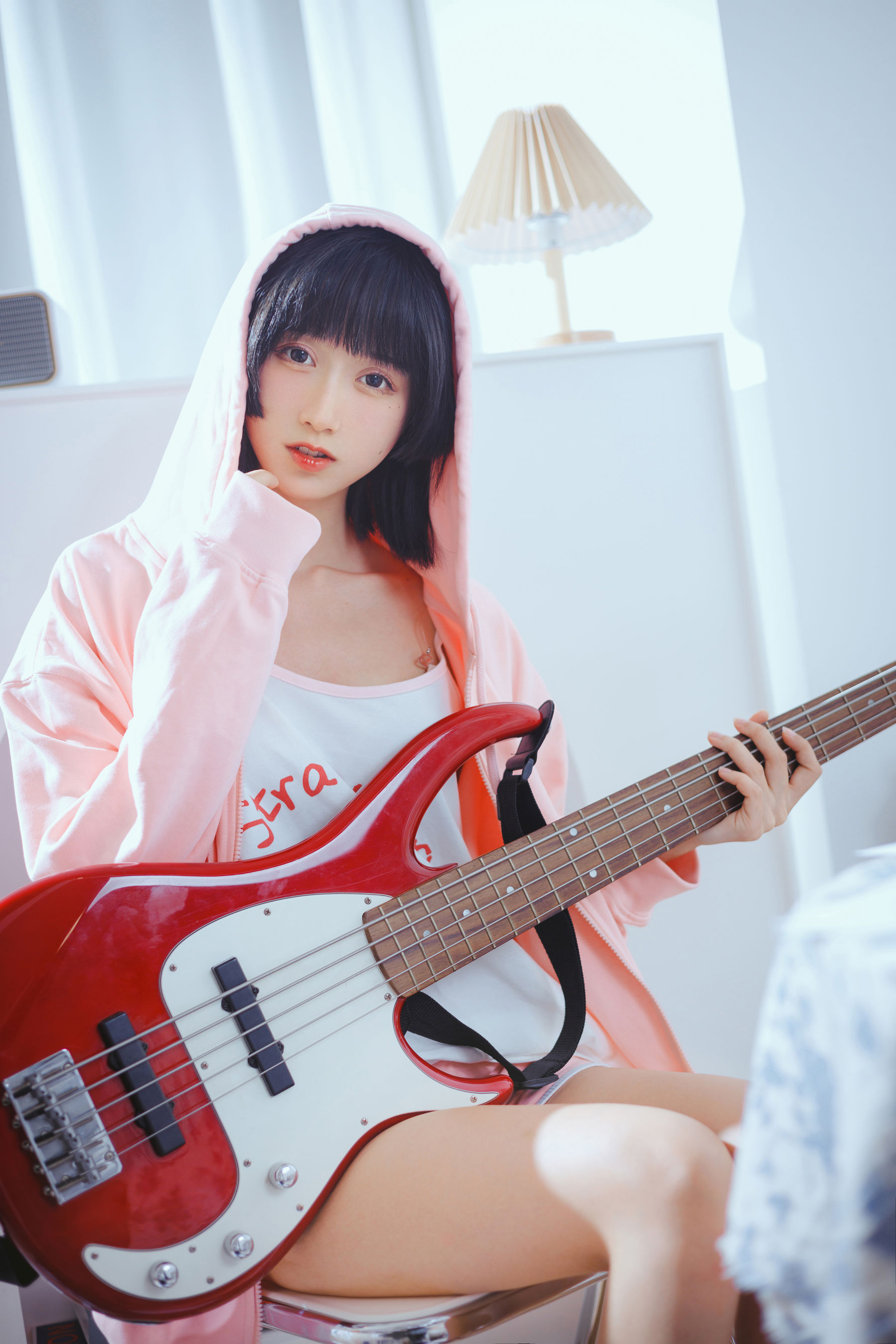 [网红COSER写真] 萌系小姐姐木绵绵OwO - 贝斯与妹妹