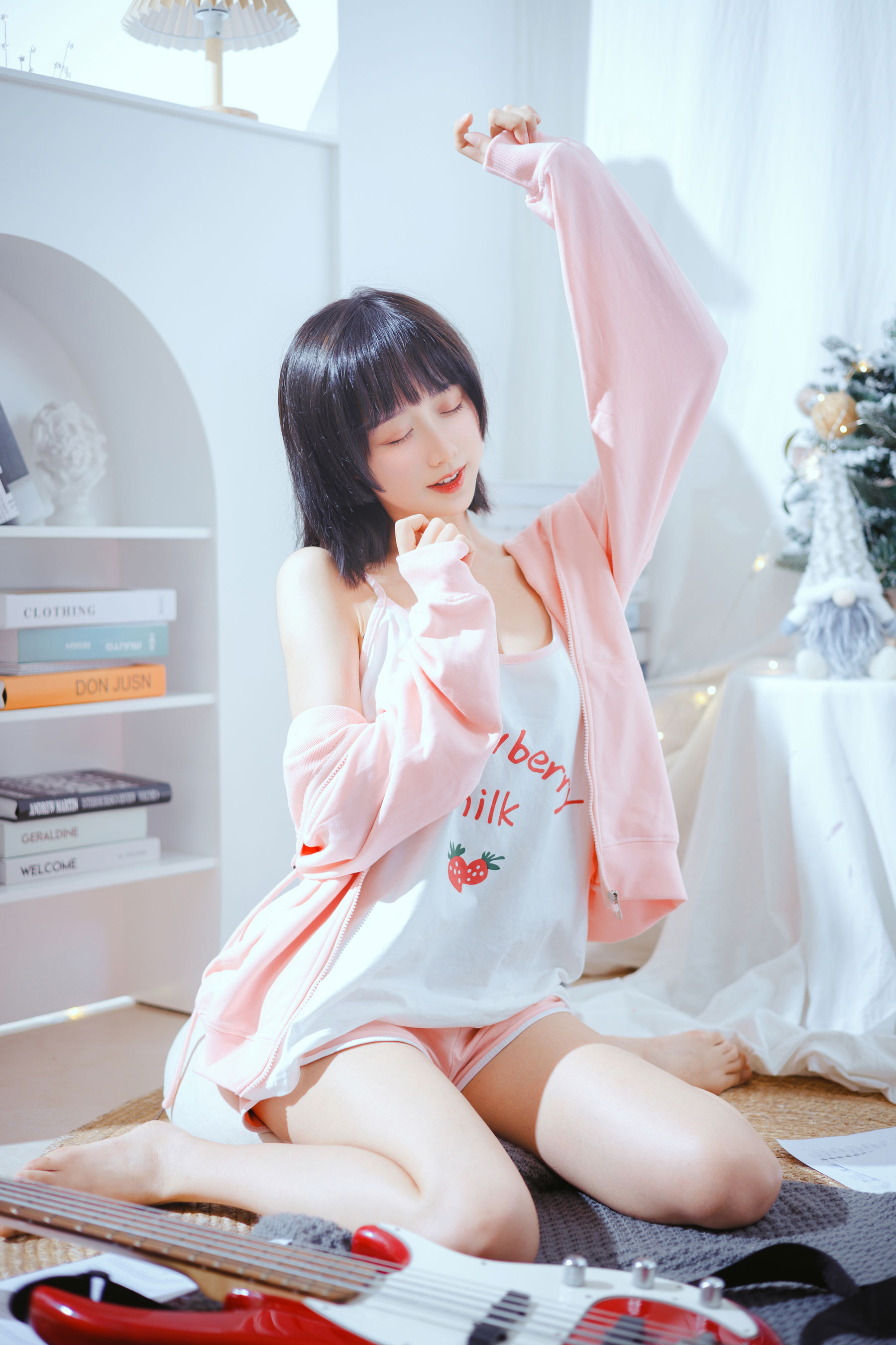 [网红COSER写真] 萌系小姐姐木绵绵OwO - 贝斯与妹妹
