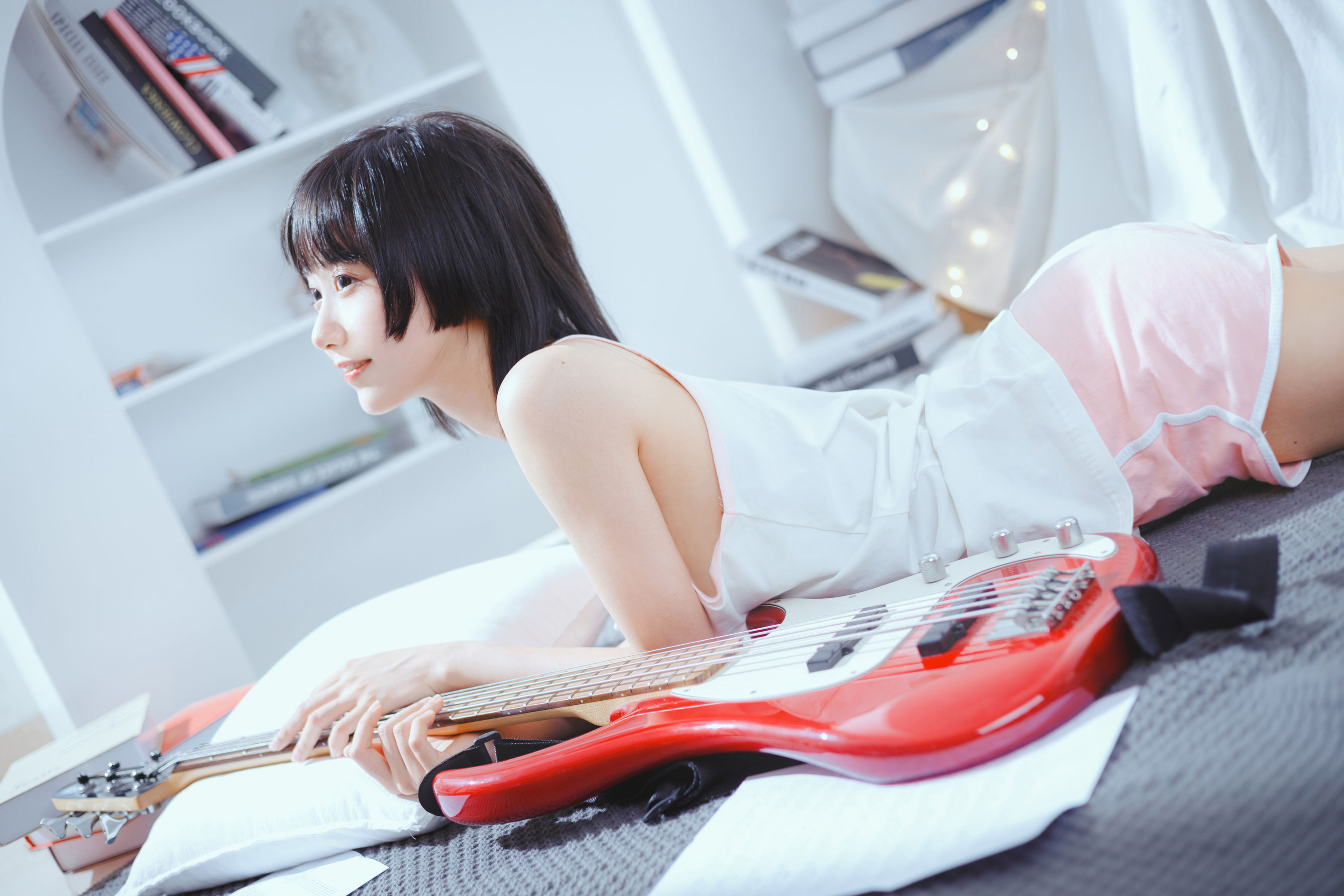 [网红COSER写真] 萌系小姐姐木绵绵OwO - 贝斯与妹妹