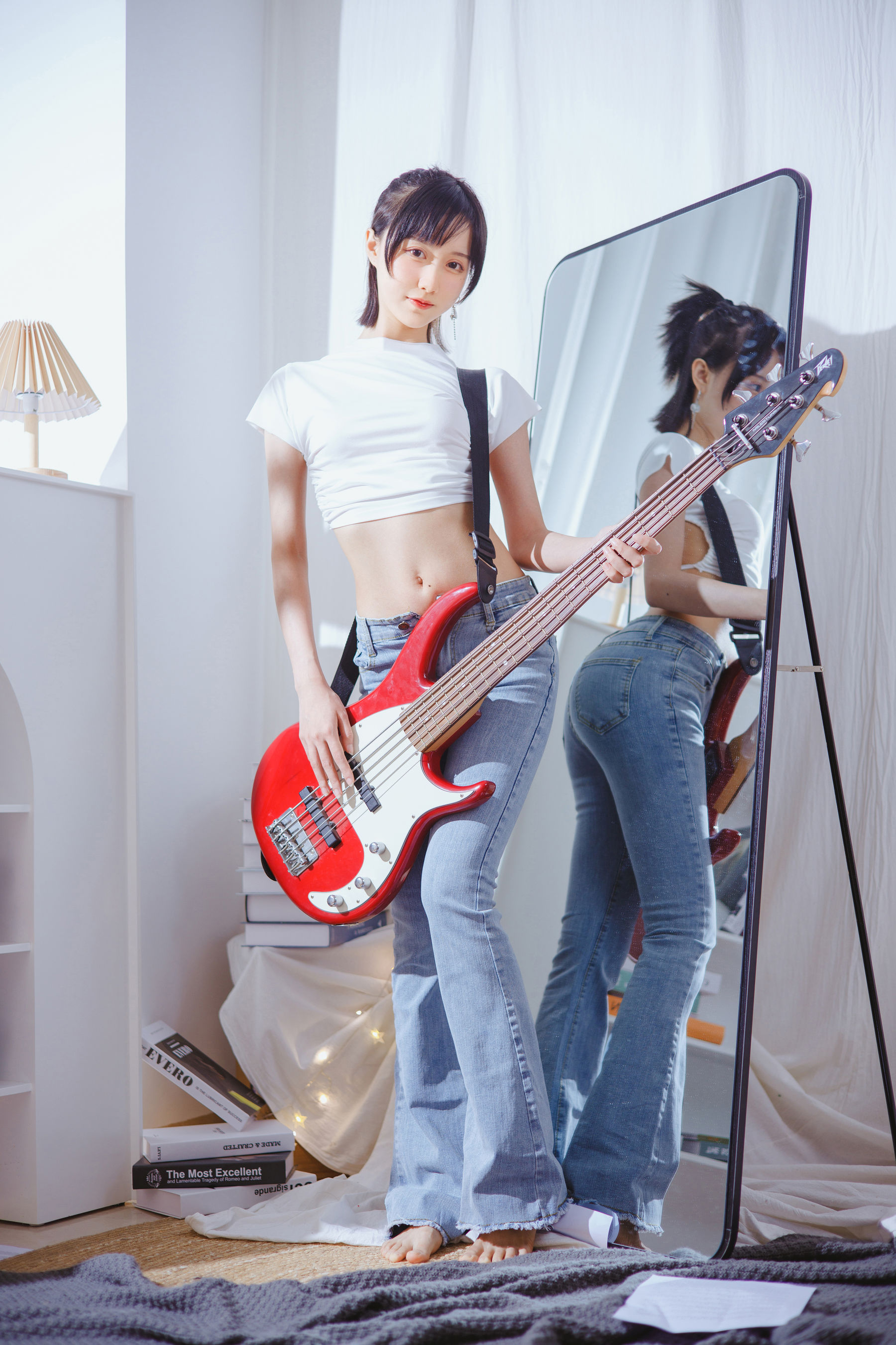 [网红COSER写真] 萌系小姐姐木绵绵OwO - 贝斯与妹妹