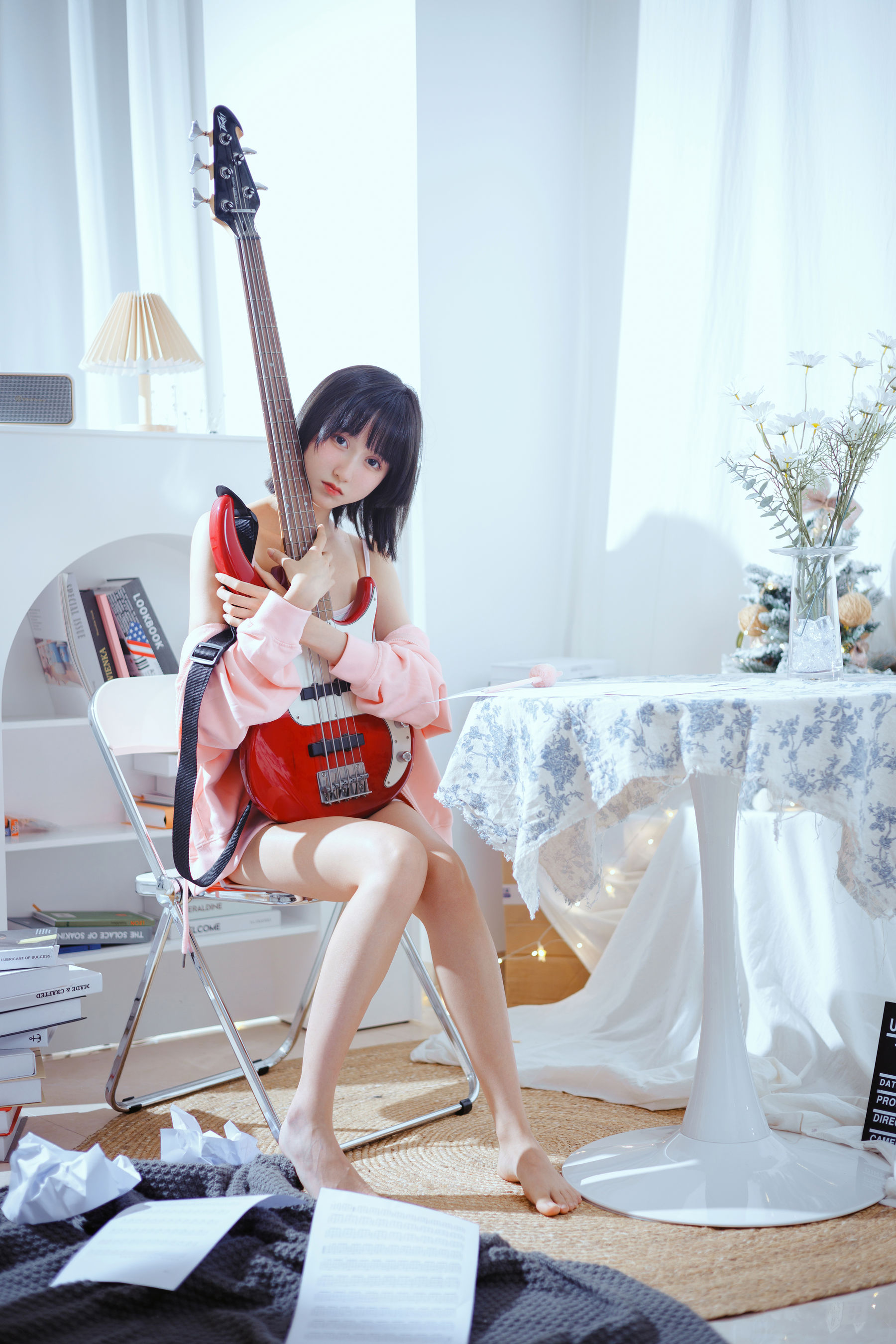 [网红COSER写真] 萌系小姐姐木绵绵OwO - 贝斯与妹妹