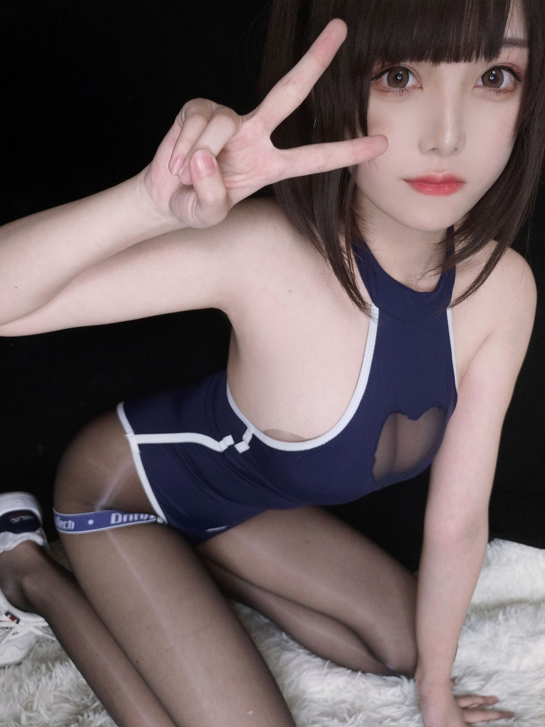 [网红COSER写真] 萌系小姐姐蜜汁猫裘 - 水着