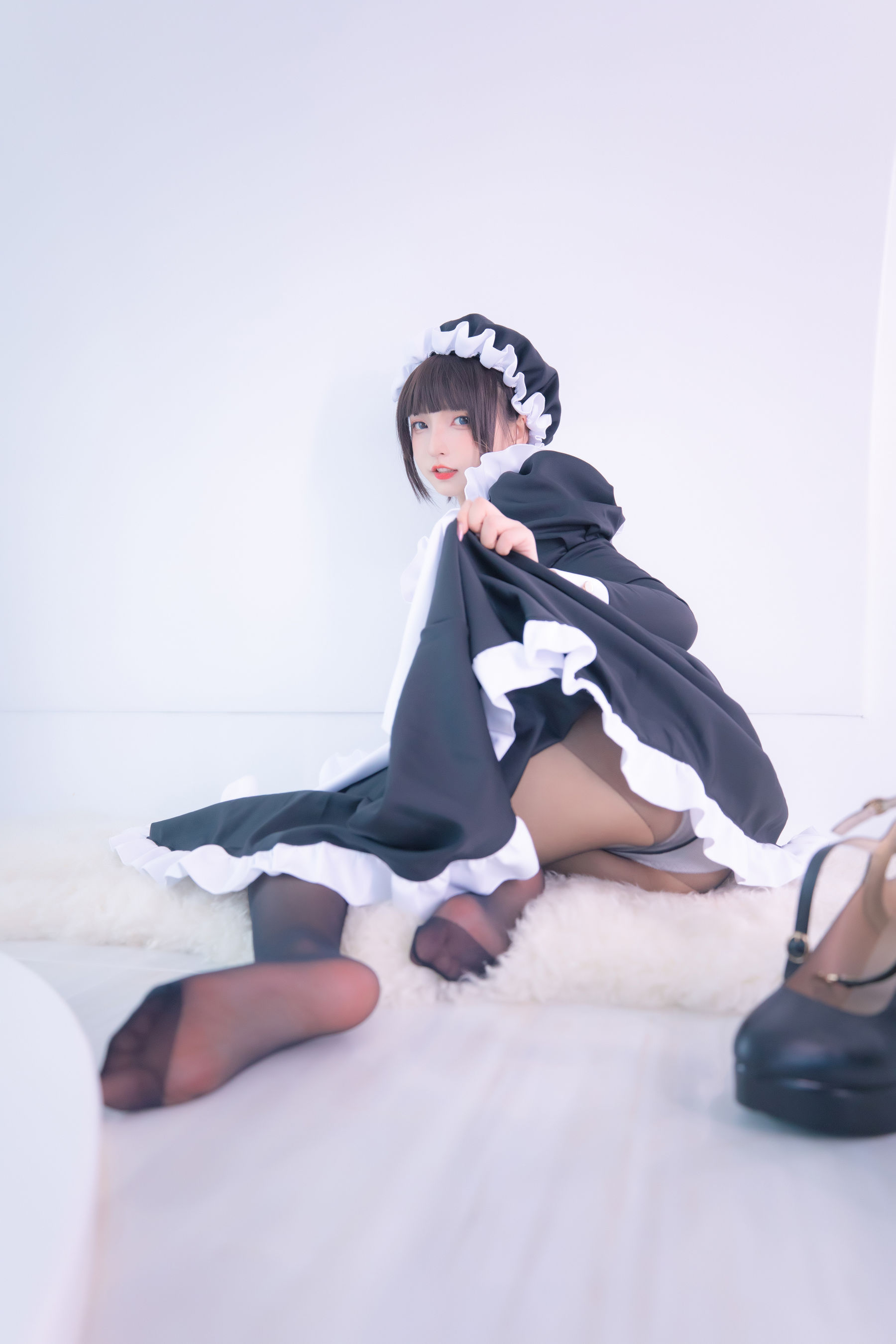 [网红COSER写真] 萝莉神楽板真冬之愛のラビリンス2