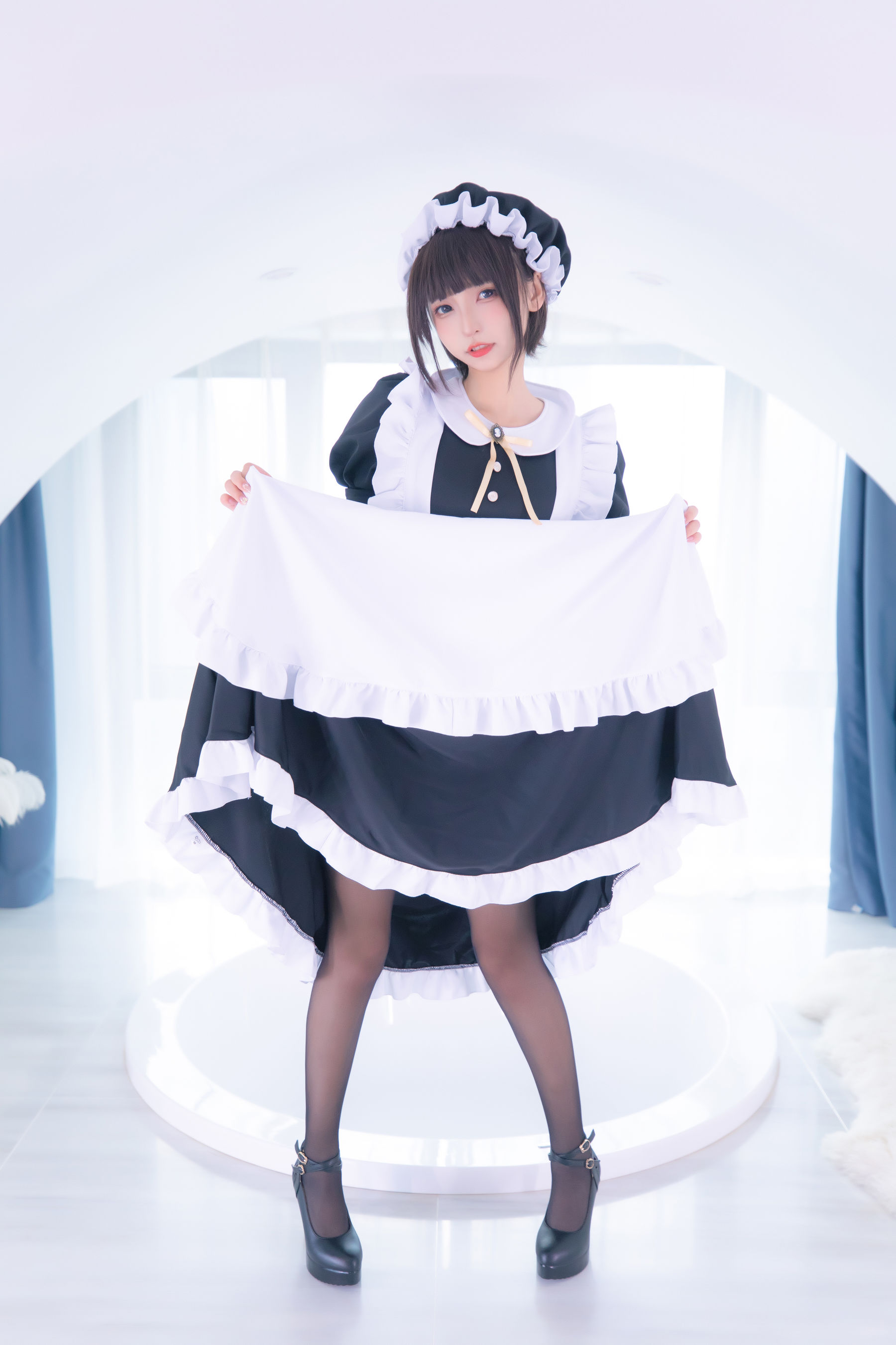 [网红COSER写真] 萝莉神楽板真冬之愛のラビリンス2