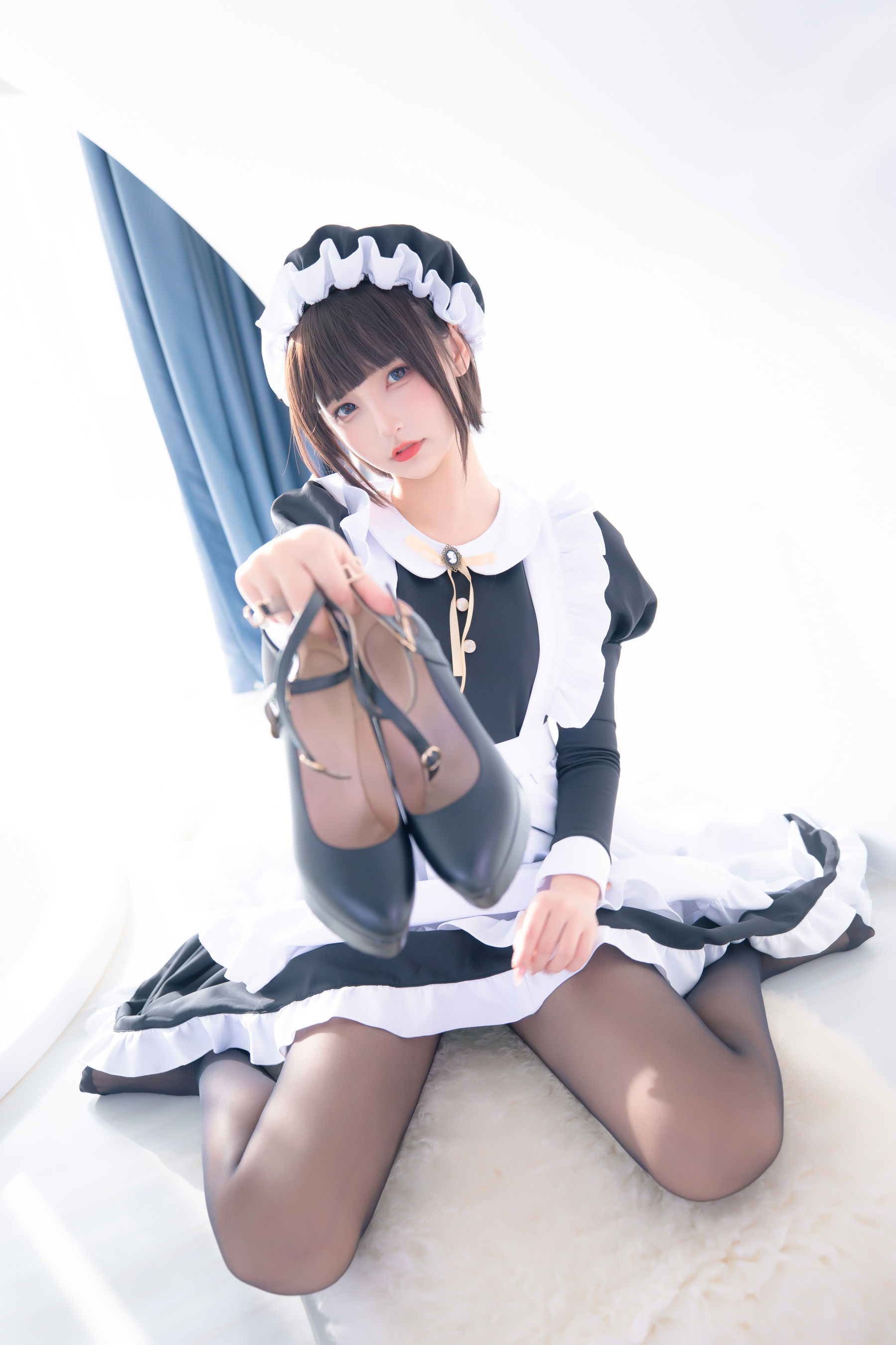 [网红COSER写真] 萝莉神楽板真冬之愛のラビリンス2
