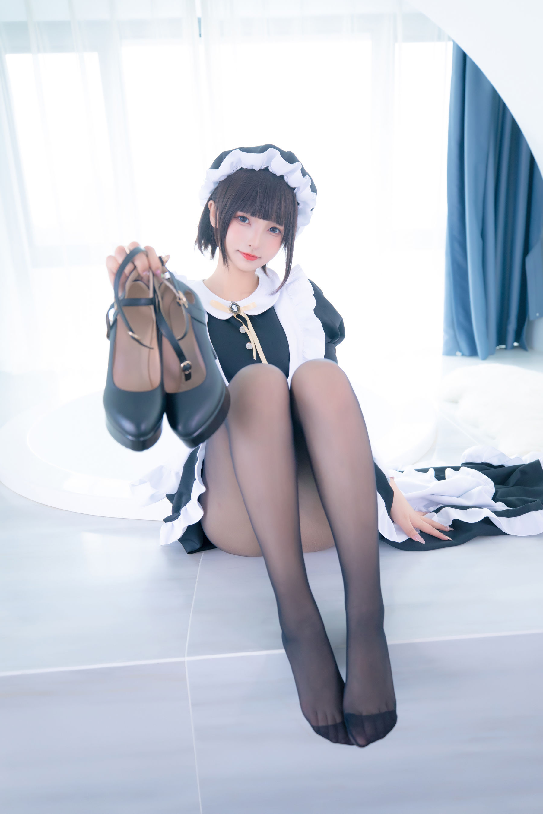 [网红COSER写真] 萝莉神楽板真冬之愛のラビリンス2