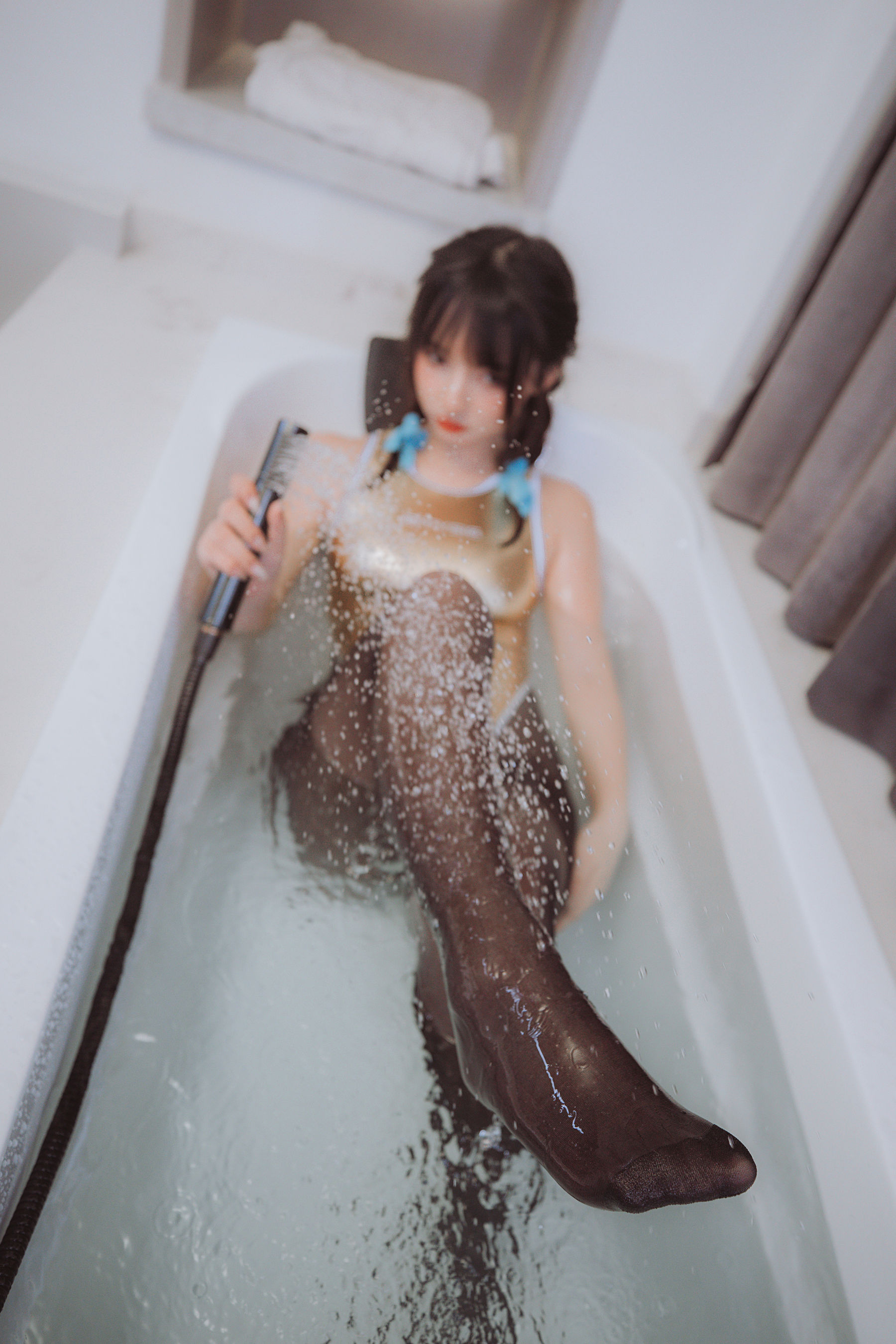 [网红COSER写真] 萝莉神楽板真冬之水之形2