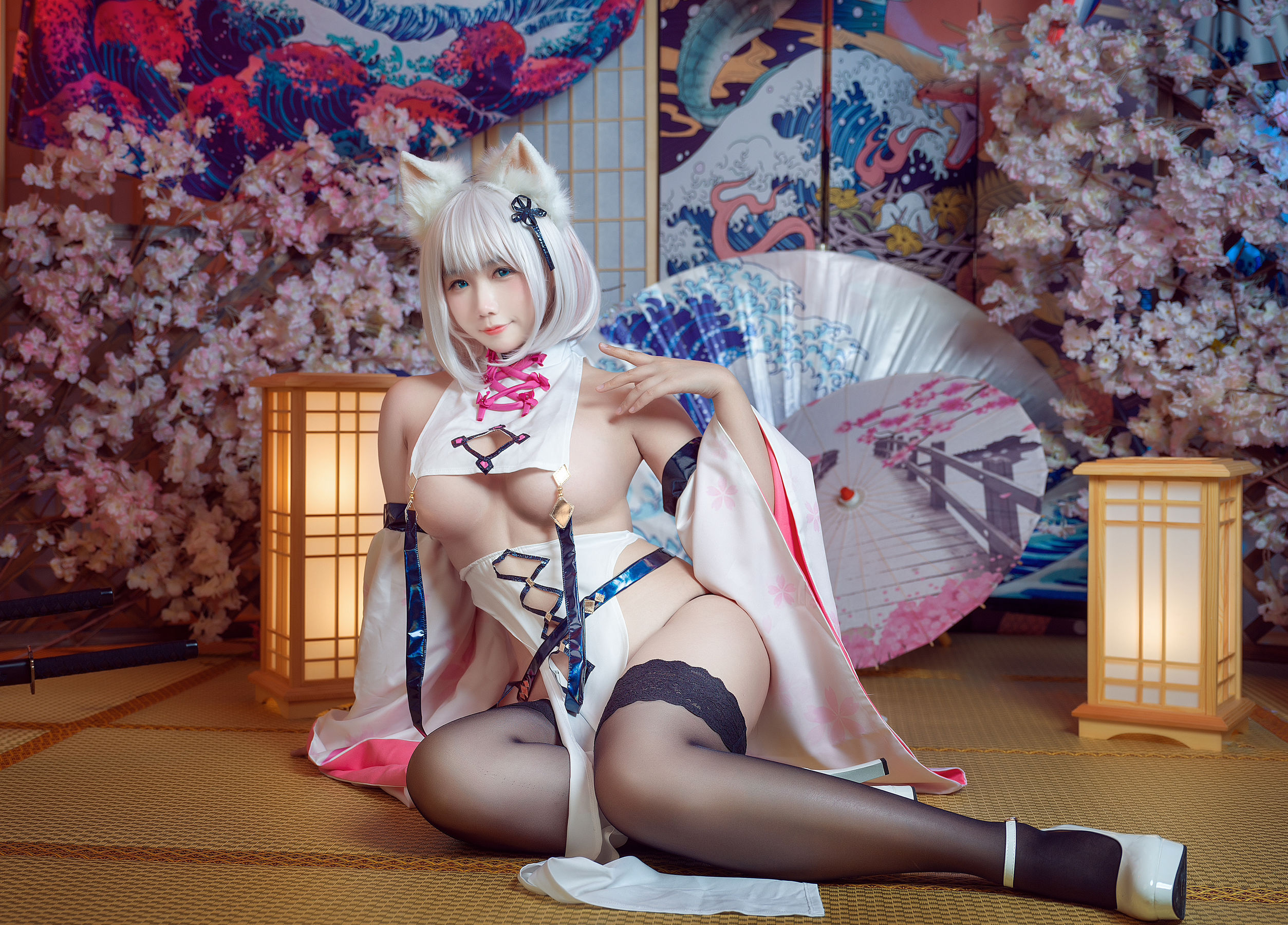 [网红COSER写真] 麻花麻花酱 - 魔太郎旗袍