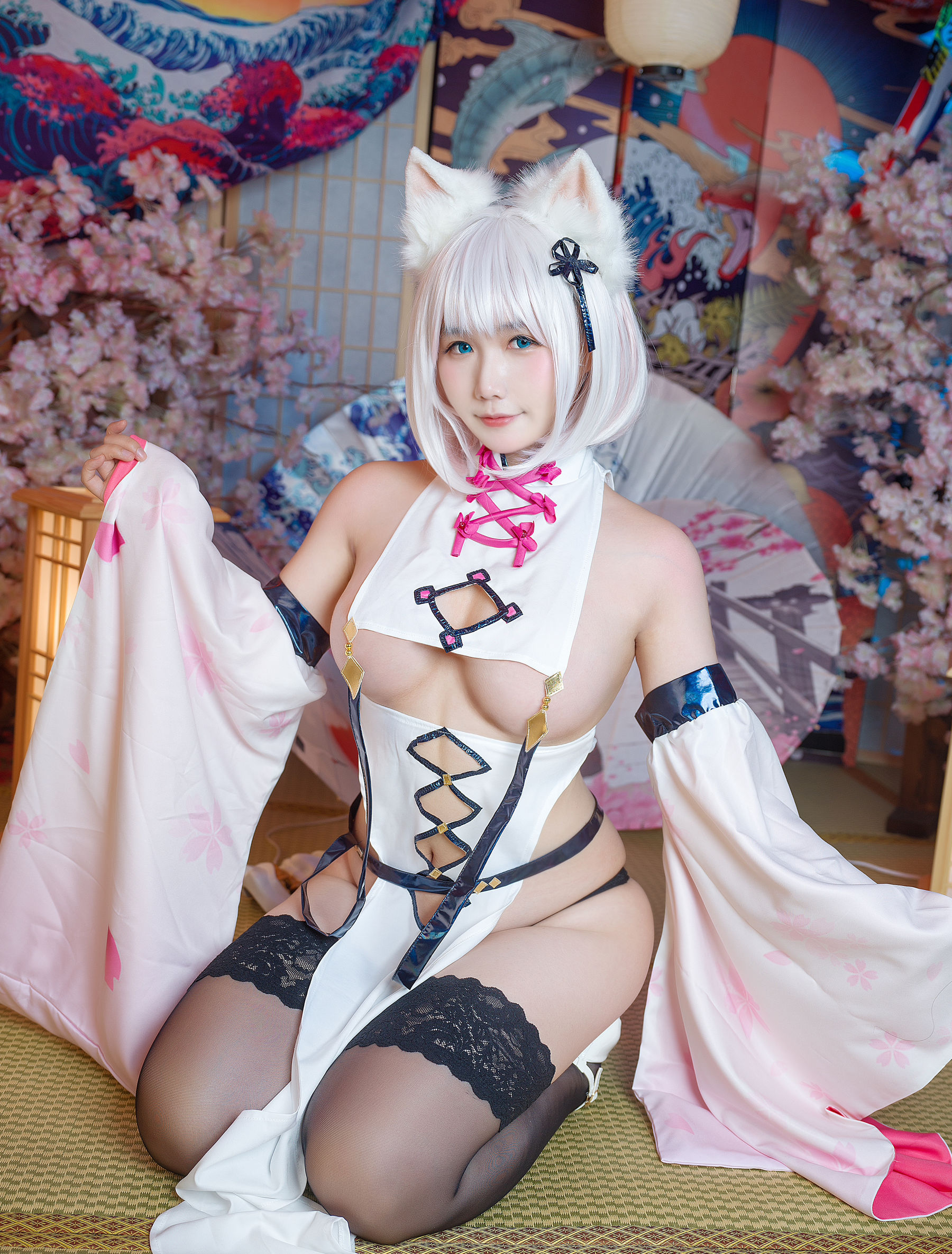 [网红COSER写真] 麻花麻花酱 - 魔太郎旗袍